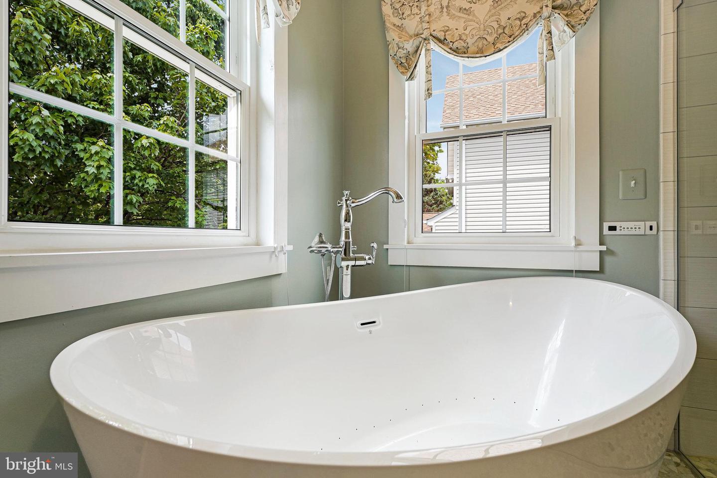 20859 BLYTHWOOD CT, ASHBURN, Virginia 20147, 4 Bedrooms Bedrooms, ,3 BathroomsBathrooms,Residential,For sale,20859 BLYTHWOOD CT,VALO2094558 MLS # VALO2094558