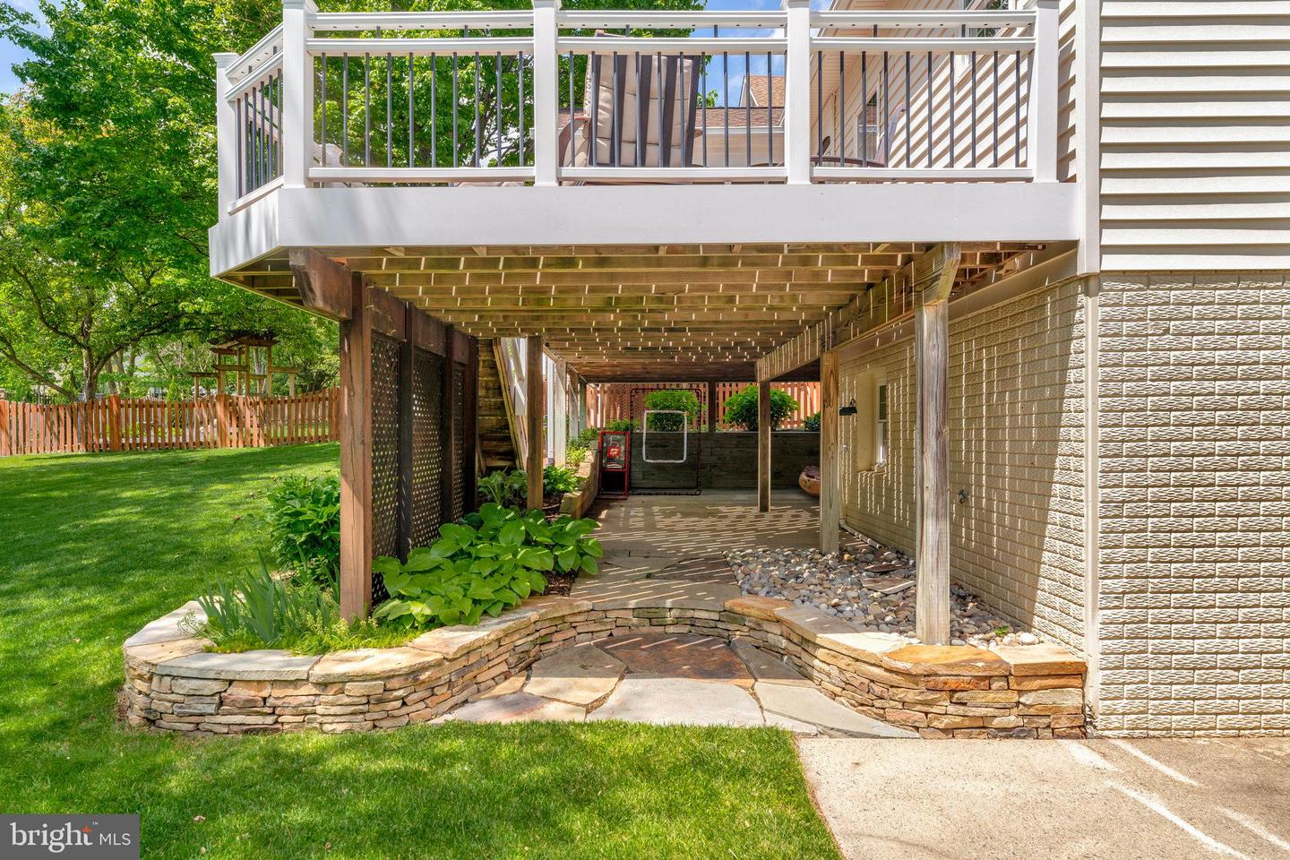 20859 BLYTHWOOD CT, ASHBURN, Virginia 20147, 4 Bedrooms Bedrooms, ,3 BathroomsBathrooms,Residential,For sale,20859 BLYTHWOOD CT,VALO2094558 MLS # VALO2094558