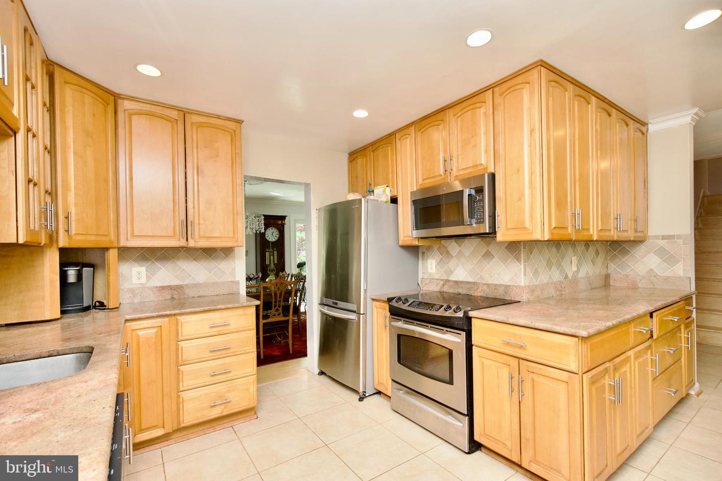 6336 TORRENCE ST, BURKE, Virginia 22015, 4 Bedrooms Bedrooms, ,3 BathroomsBathrooms,Residential,For sale,6336 TORRENCE ST,VAFX2236160 MLS # VAFX2236160