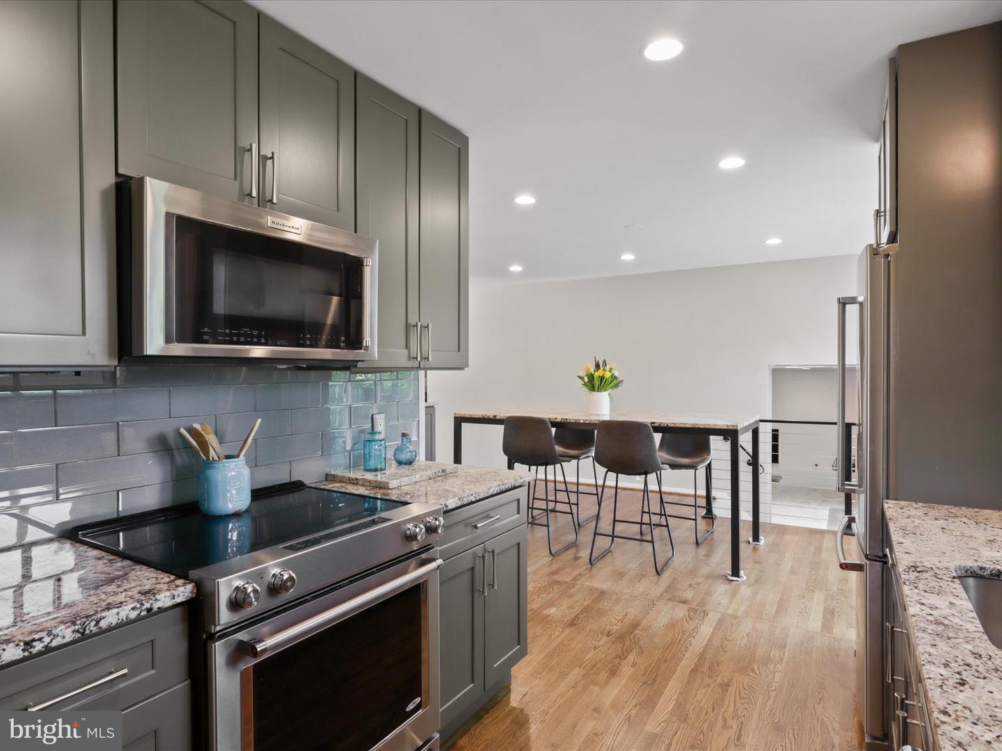 6128 SHERBORN LN, SPRINGFIELD, Virginia 22152, 5 Bedrooms Bedrooms, ,3 BathroomsBathrooms,Residential,For sale,6128 SHERBORN LN,VAFX2236276 MLS # VAFX2236276
