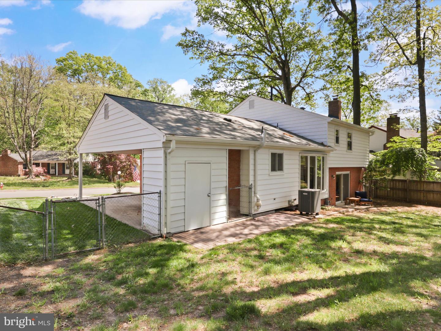 6128 SHERBORN LN, SPRINGFIELD, Virginia 22152, 5 Bedrooms Bedrooms, ,3 BathroomsBathrooms,Residential,For sale,6128 SHERBORN LN,VAFX2236276 MLS # VAFX2236276