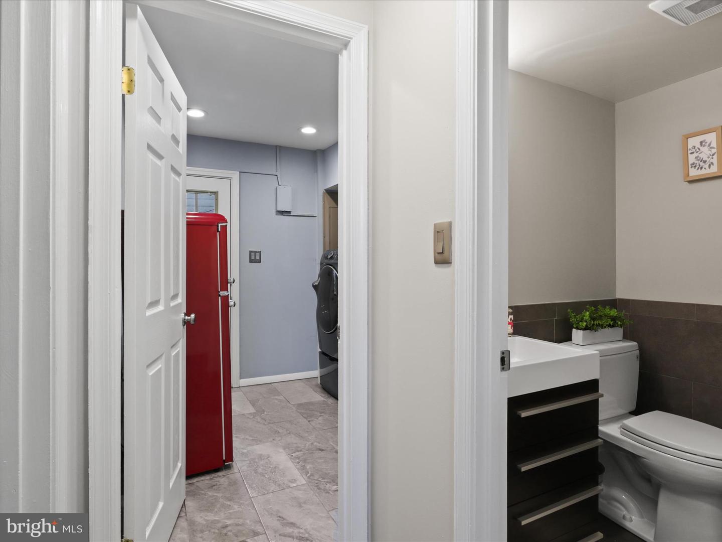 6128 SHERBORN LN, SPRINGFIELD, Virginia 22152, 5 Bedrooms Bedrooms, ,3 BathroomsBathrooms,Residential,For sale,6128 SHERBORN LN,VAFX2236276 MLS # VAFX2236276