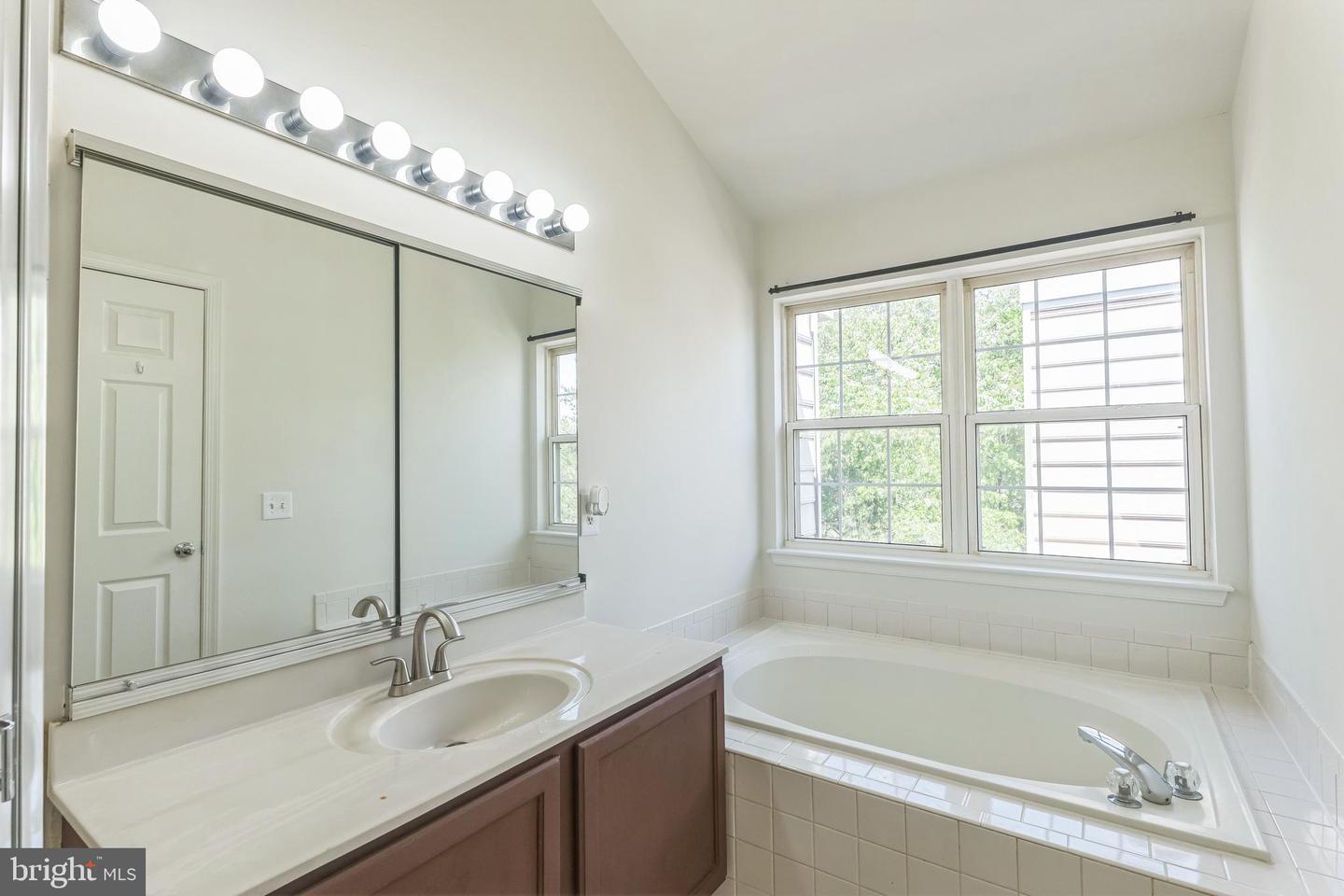 46878 GRAHAM COVE, STERLING, Virginia 20165, 4 Bedrooms Bedrooms, ,3 BathroomsBathrooms,Residential,For sale,46878 GRAHAM COVE,VALO2094682 MLS # VALO2094682
