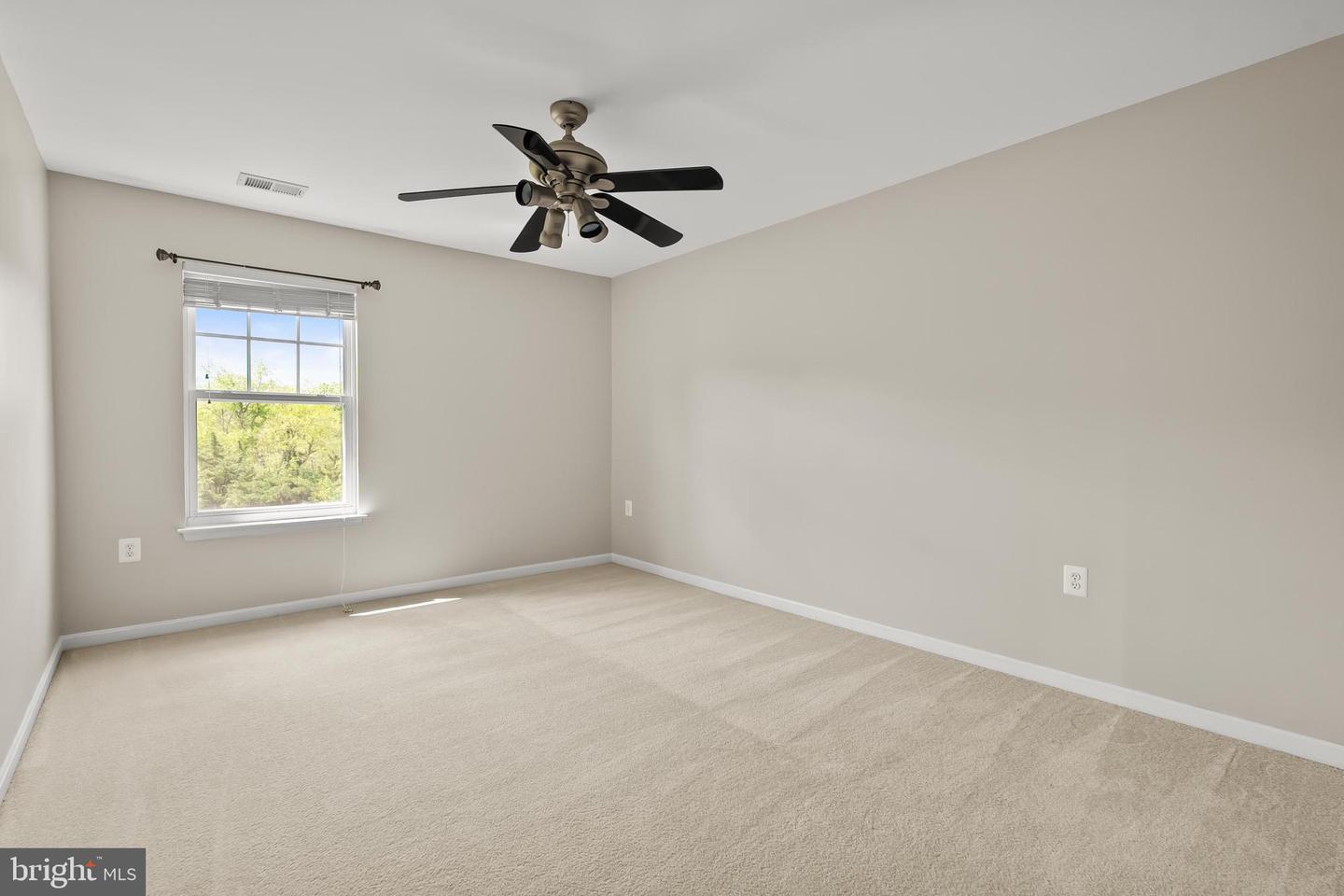 209 JOLLIFFE CIR, BOYCE, Virginia 22620, 5 Bedrooms Bedrooms, ,3 BathroomsBathrooms,Residential,For sale,209 JOLLIFFE CIR,VACL2003614 MLS # VACL2003614