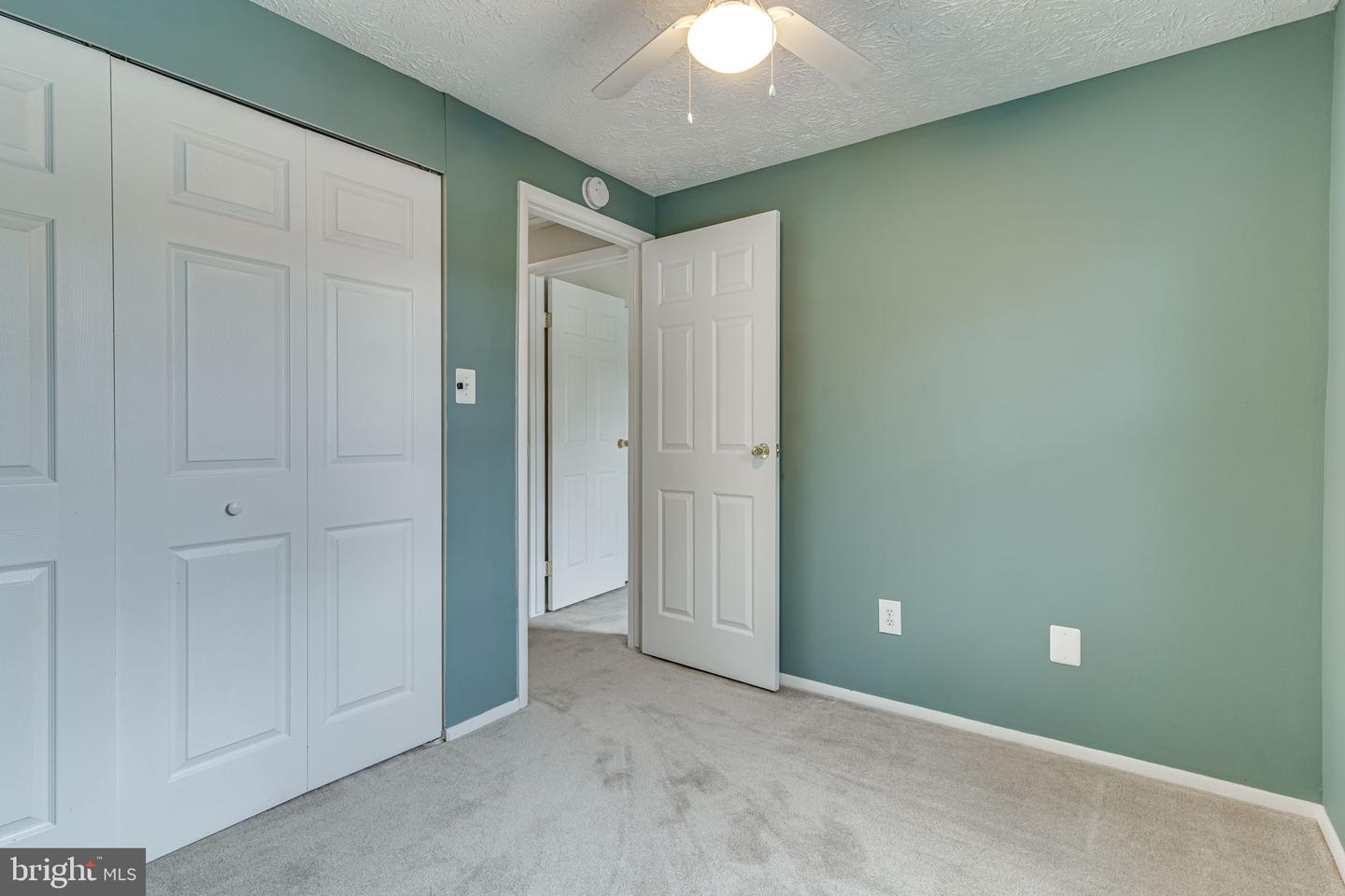 7986 TYSON OAKS CIR, VIENNA, Virginia 22182, 3 Bedrooms Bedrooms, ,2 BathroomsBathrooms,Residential,For sale,7986 TYSON OAKS CIR,VAFX2235752 MLS # VAFX2235752