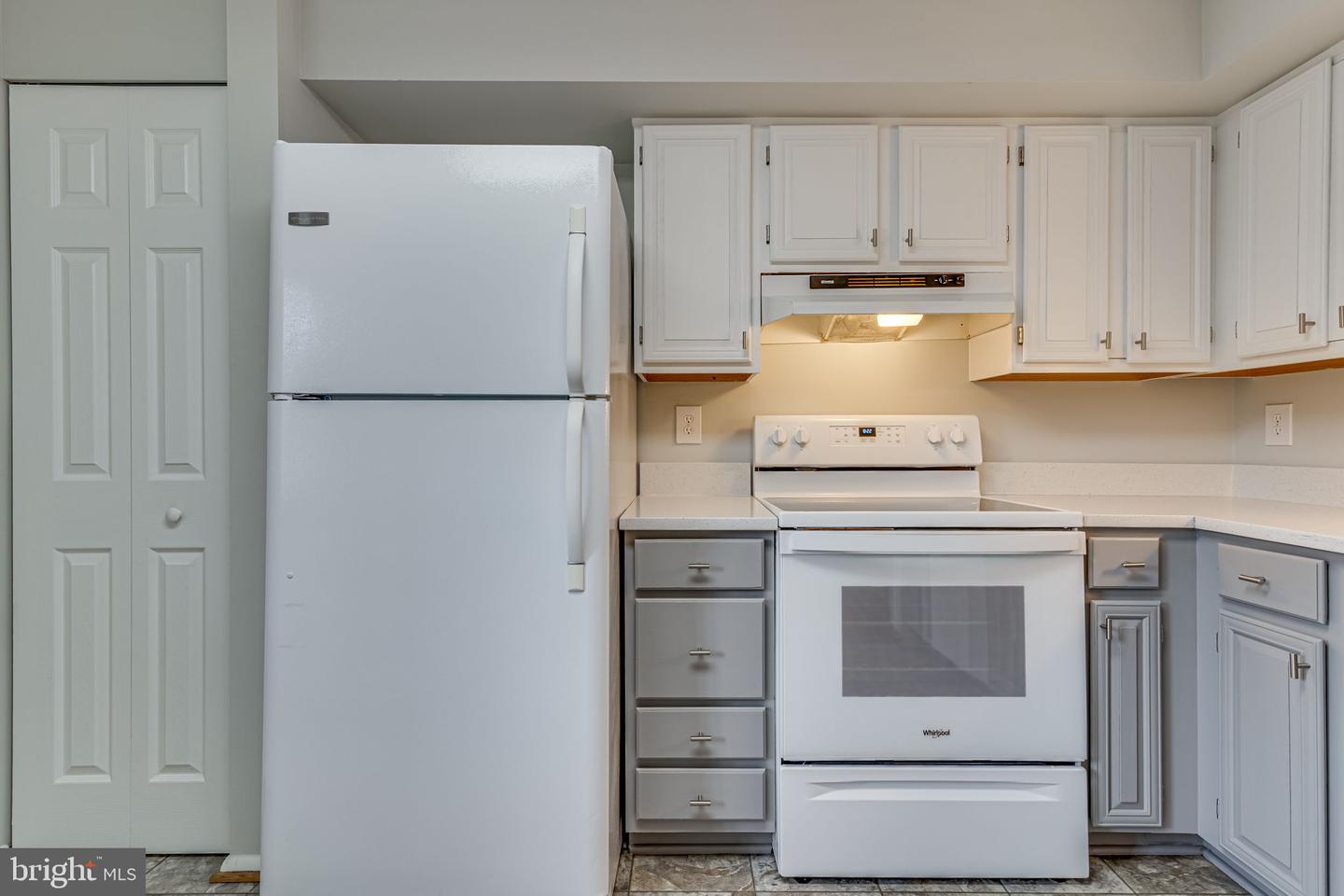 7986 TYSON OAKS CIR, VIENNA, Virginia 22182, 3 Bedrooms Bedrooms, ,2 BathroomsBathrooms,Residential,For sale,7986 TYSON OAKS CIR,VAFX2235752 MLS # VAFX2235752