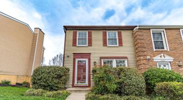 7986 TYSON OAKS CIR, VIENNA, Virginia 22182, 3 Bedrooms Bedrooms, ,2 BathroomsBathrooms,Residential,For sale,7986 TYSON OAKS CIR,VAFX2235752 MLS # VAFX2235752