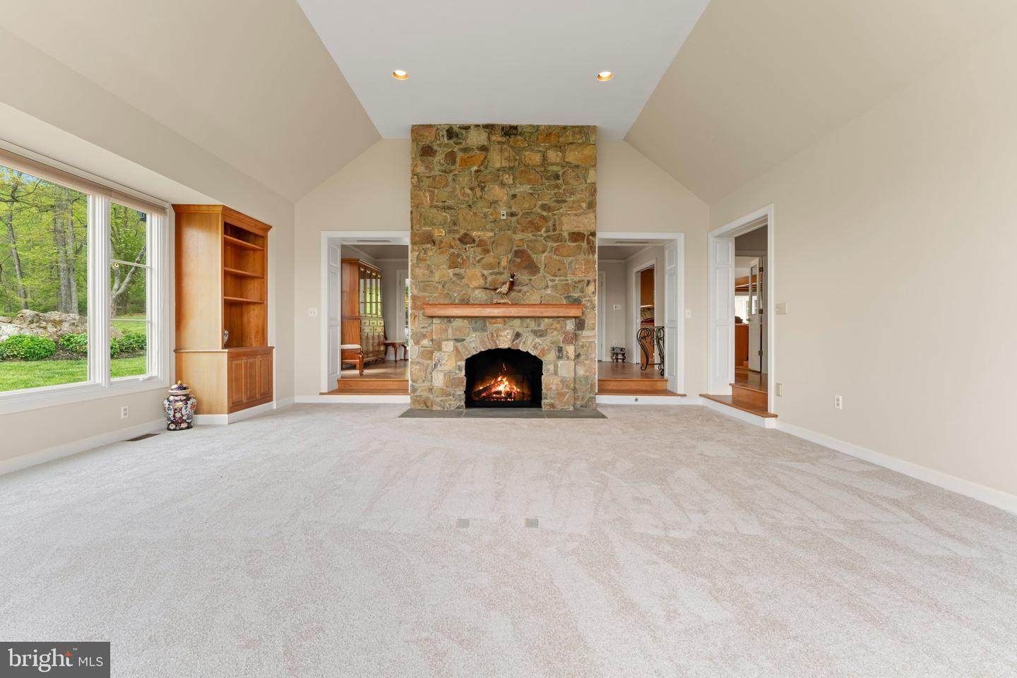 8300 FALCON GLEN RD, WARRENTON, Virginia 20186, 5 Bedrooms Bedrooms, ,3 BathroomsBathrooms,Residential,For sale,8300 FALCON GLEN RD,VAFQ2016346 MLS # VAFQ2016346