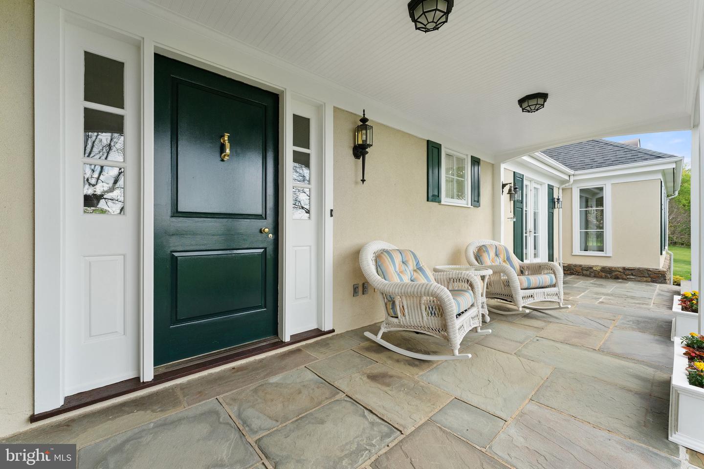 8300 FALCON GLEN RD, WARRENTON, Virginia 20186, 5 Bedrooms Bedrooms, ,3 BathroomsBathrooms,Residential,For sale,8300 FALCON GLEN RD,VAFQ2016346 MLS # VAFQ2016346
