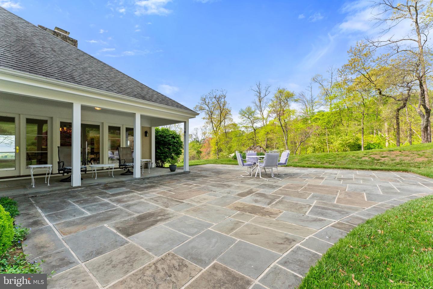 8300 FALCON GLEN RD, WARRENTON, Virginia 20186, 5 Bedrooms Bedrooms, ,3 BathroomsBathrooms,Residential,For sale,8300 FALCON GLEN RD,VAFQ2016346 MLS # VAFQ2016346
