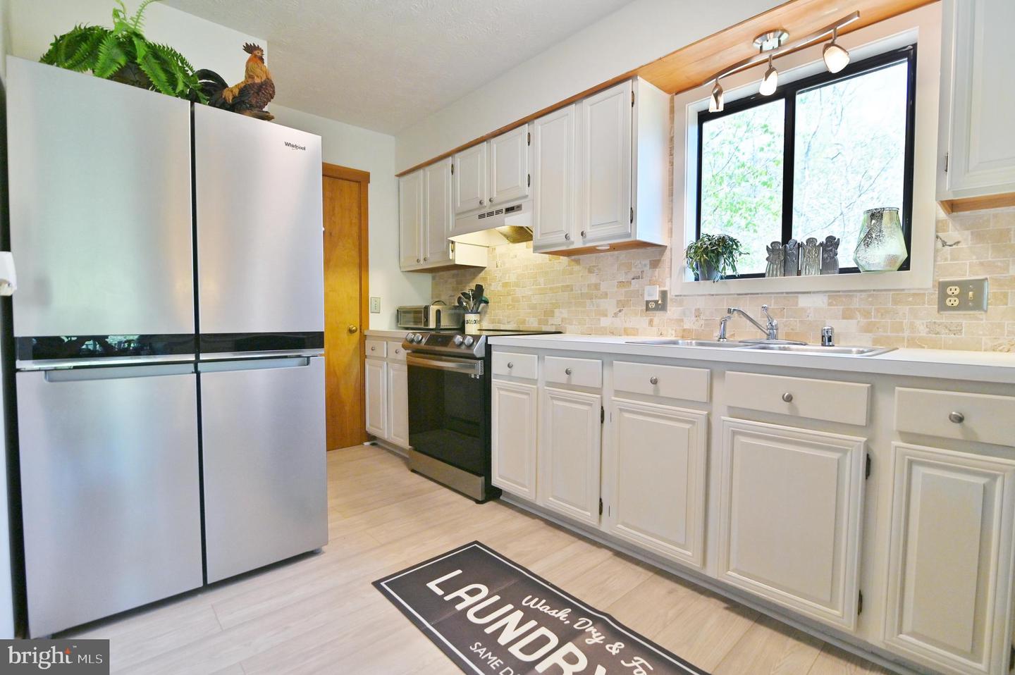 343 RESORT DR, BASYE, Virginia 22810, 3 Bedrooms Bedrooms, ,2 BathroomsBathrooms,Residential,For sale,343 RESORT DR,VASH2011262 MLS # VASH2011262