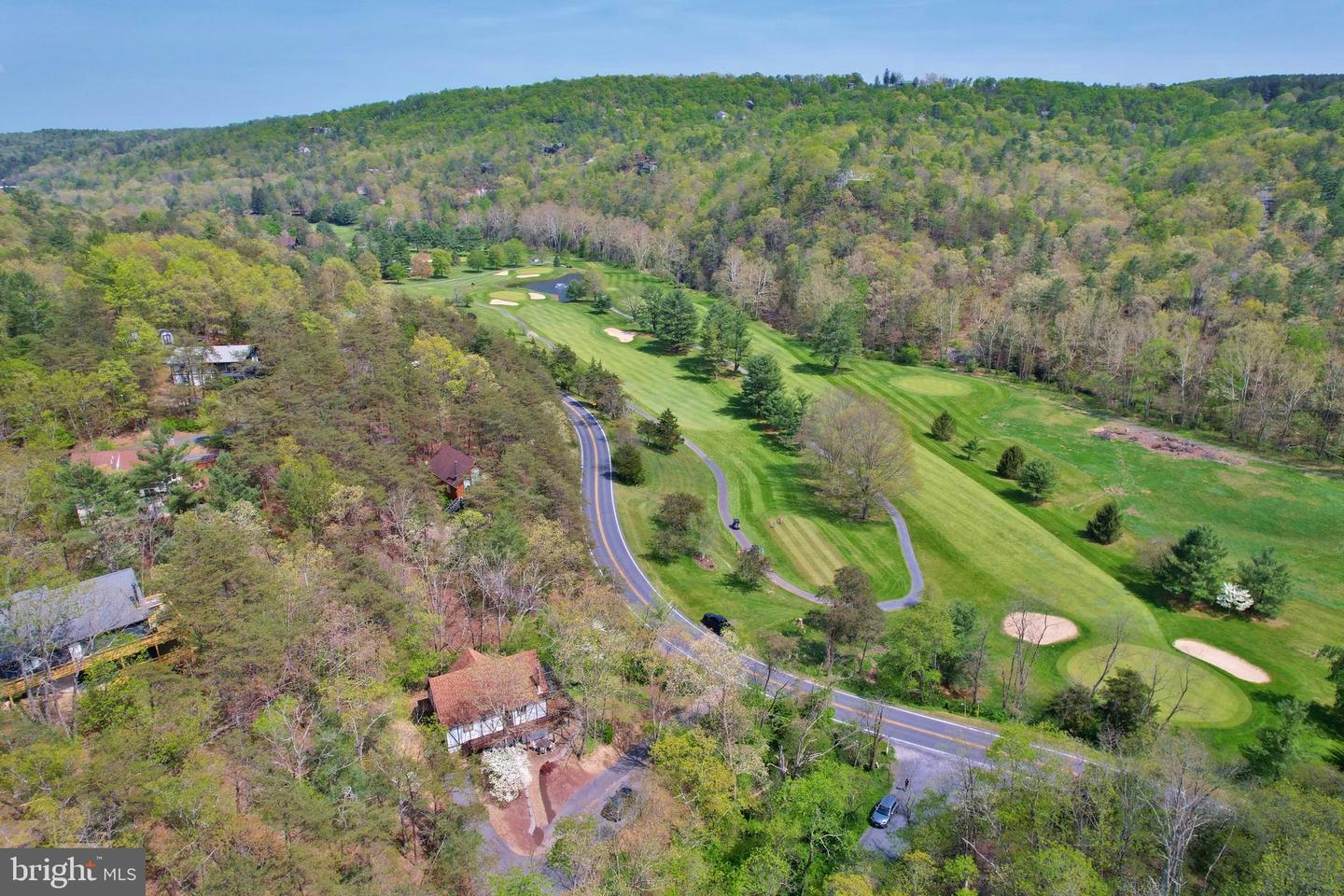 343 RESORT DR, BASYE, Virginia 22810, 3 Bedrooms Bedrooms, ,2 BathroomsBathrooms,Residential,For sale,343 RESORT DR,VASH2011262 MLS # VASH2011262