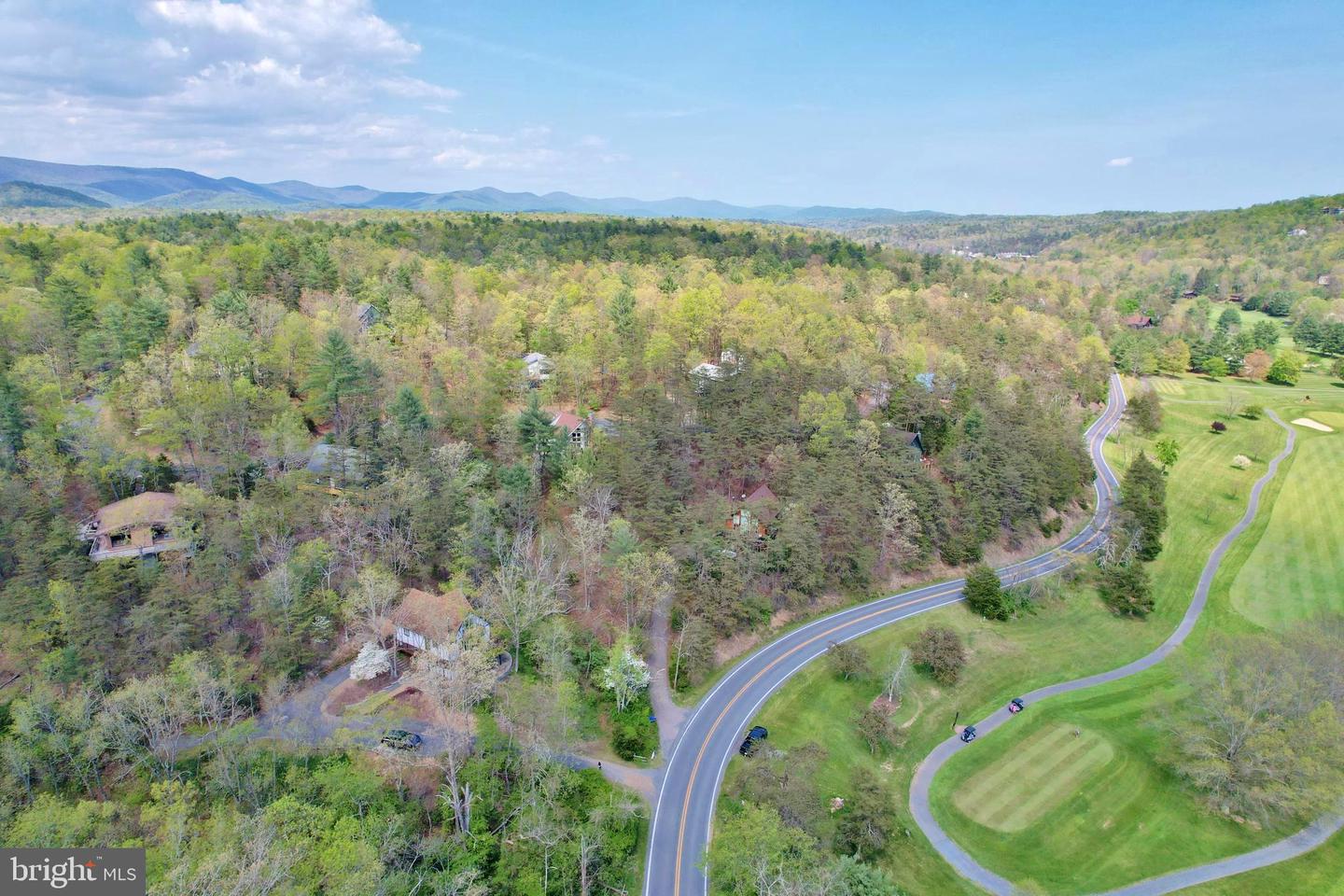 343 RESORT DR, BASYE, Virginia 22810, 3 Bedrooms Bedrooms, ,2 BathroomsBathrooms,Residential,For sale,343 RESORT DR,VASH2011262 MLS # VASH2011262