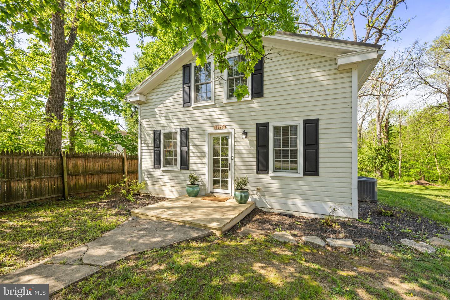 1974 MILLWOOD RD, BOYCE, Virginia 22620, 2 Bedrooms Bedrooms, ,1 BathroomBathrooms,Residential,For sale,1974 MILLWOOD RD,VACL2003626 MLS # VACL2003626