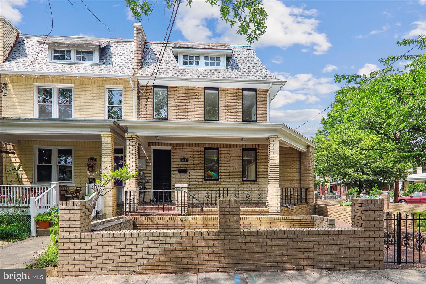 619 ALLISON ST NW, WASHINGTON, District Of Columbia 20011, 3 Bedrooms Bedrooms, ,2 BathroomsBathrooms,Residential,For sale,619 ALLISON ST NW,DCDC2197164 MLS # DCDC2197164