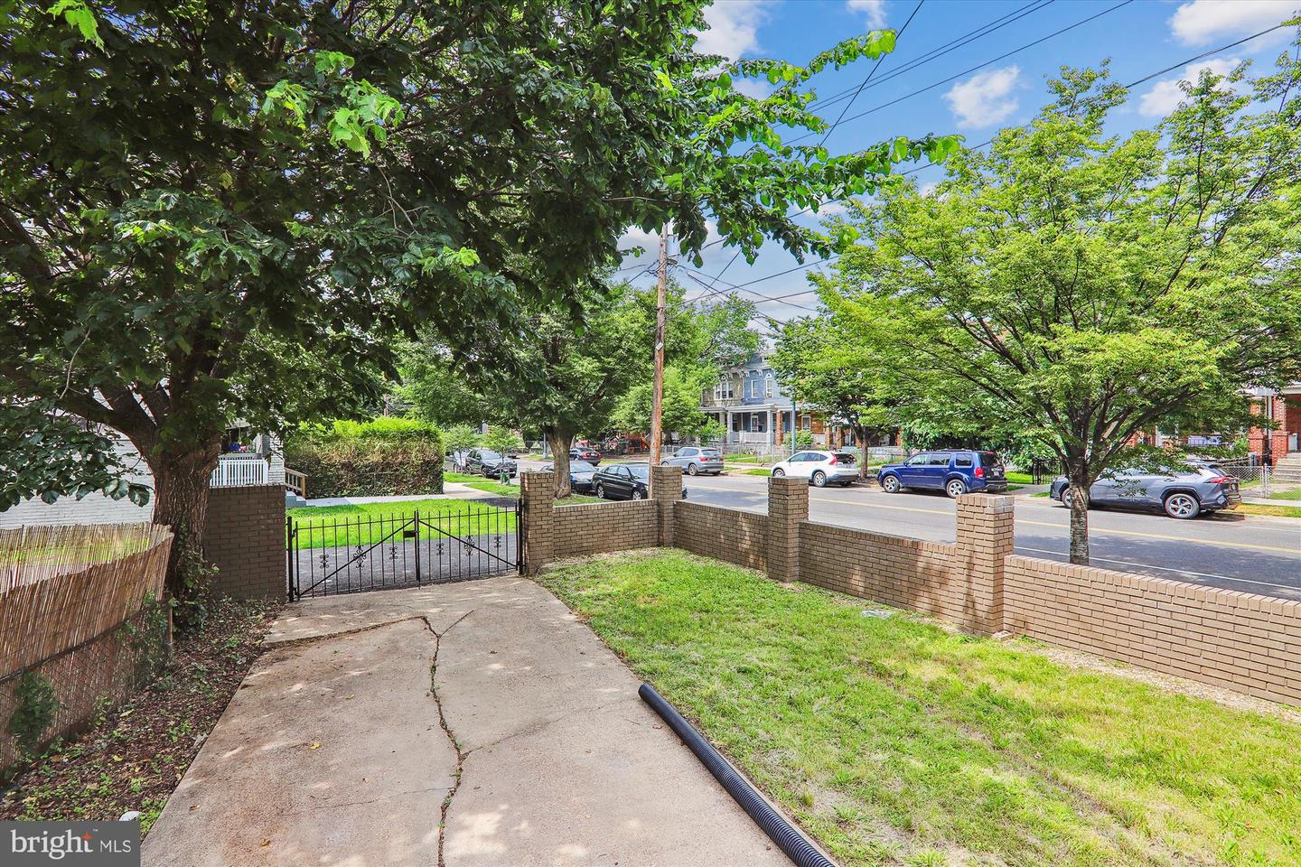 619 ALLISON ST NW, WASHINGTON, District Of Columbia 20011, 3 Bedrooms Bedrooms, ,2 BathroomsBathrooms,Residential,For sale,619 ALLISON ST NW,DCDC2197164 MLS # DCDC2197164