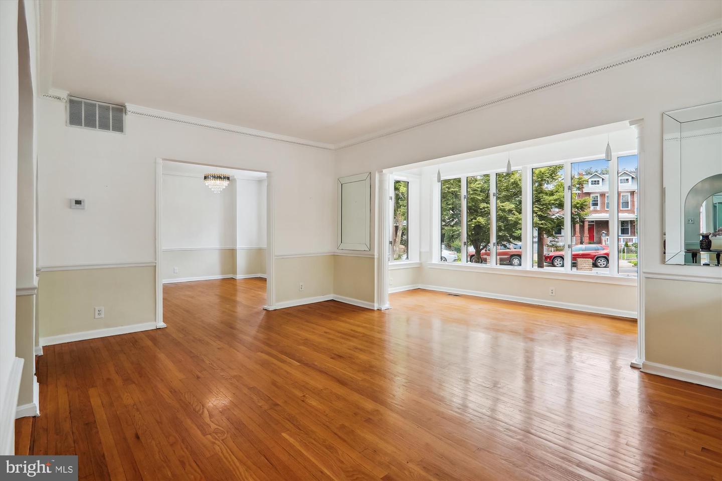 619 ALLISON ST NW, WASHINGTON, District Of Columbia 20011, 3 Bedrooms Bedrooms, ,2 BathroomsBathrooms,Residential,For sale,619 ALLISON ST NW,DCDC2197164 MLS # DCDC2197164