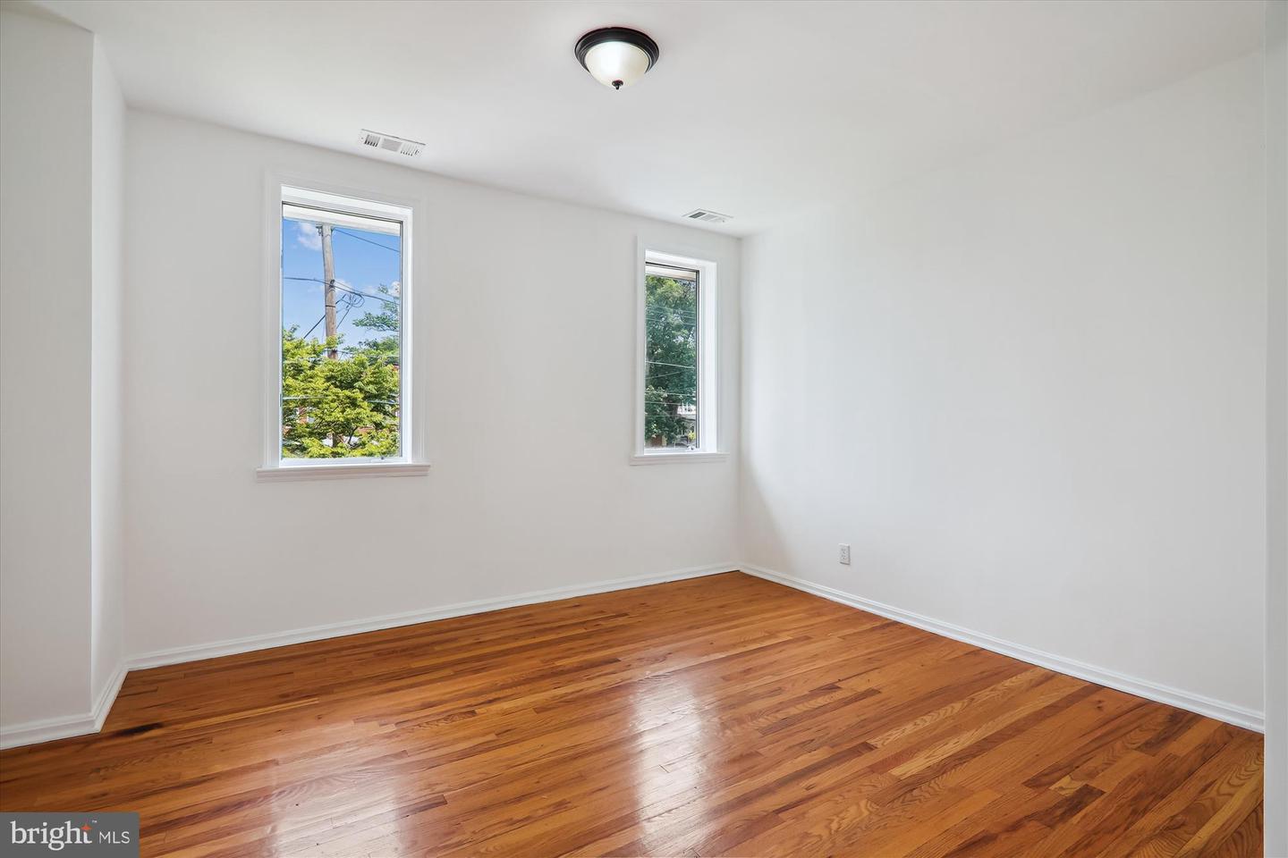 619 ALLISON ST NW, WASHINGTON, District Of Columbia 20011, 3 Bedrooms Bedrooms, ,2 BathroomsBathrooms,Residential,For sale,619 ALLISON ST NW,DCDC2197164 MLS # DCDC2197164