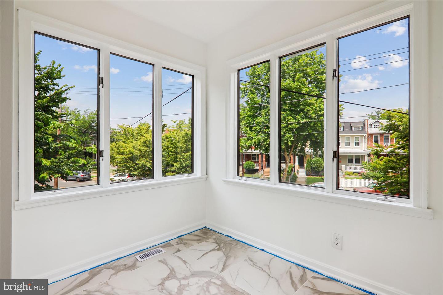 619 ALLISON ST NW, WASHINGTON, District Of Columbia 20011, 3 Bedrooms Bedrooms, ,2 BathroomsBathrooms,Residential,For sale,619 ALLISON ST NW,DCDC2197164 MLS # DCDC2197164