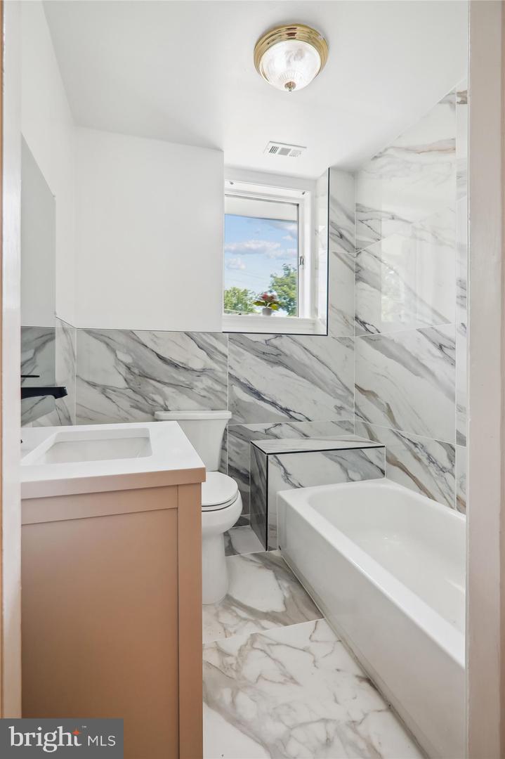 619 ALLISON ST NW, WASHINGTON, District Of Columbia 20011, 3 Bedrooms Bedrooms, ,2 BathroomsBathrooms,Residential,For sale,619 ALLISON ST NW,DCDC2197164 MLS # DCDC2197164
