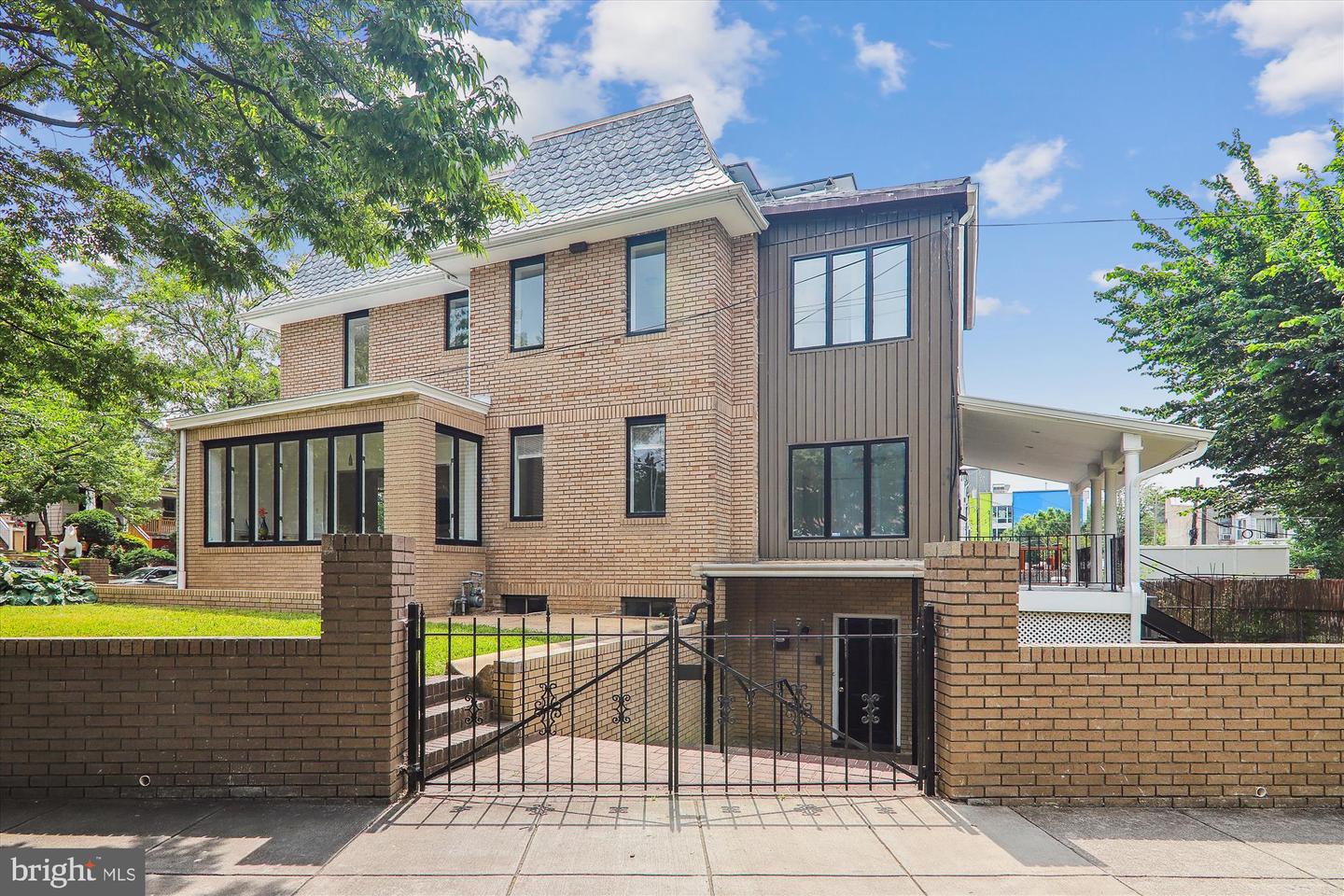 619 ALLISON ST NW, WASHINGTON, District Of Columbia 20011, 3 Bedrooms Bedrooms, ,2 BathroomsBathrooms,Residential,For sale,619 ALLISON ST NW,DCDC2197164 MLS # DCDC2197164