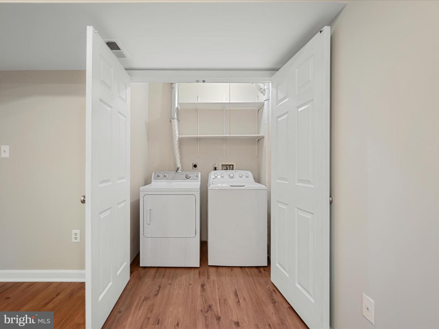 20760 APOLLO TER, ASHBURN, Virginia 20147, 3 Bedrooms Bedrooms, ,3 BathroomsBathrooms,Residential,For sale,20760 APOLLO TER,VALO2094676 MLS # VALO2094676