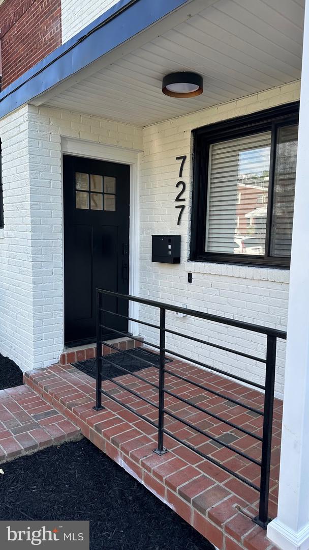 727 OGLETHORPE ST NE, WASHINGTON, District Of Columbia 20011, 3 Bedrooms Bedrooms, ,2 BathroomsBathrooms,Residential,For sale,727 OGLETHORPE ST NE,DCDC2197194 MLS # DCDC2197194