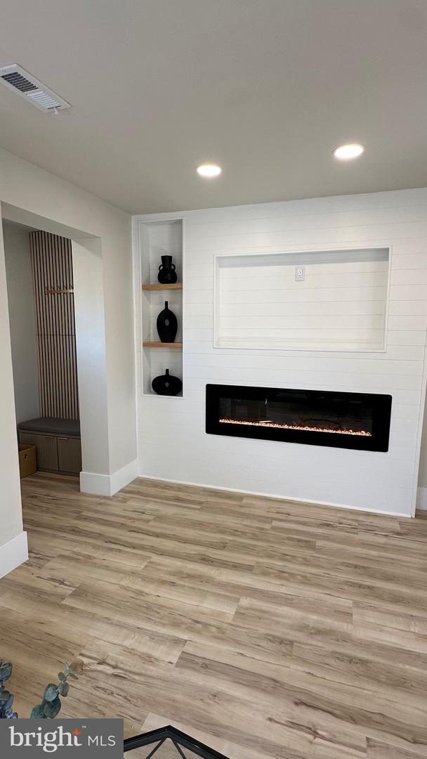 727 OGLETHORPE ST NE, WASHINGTON, District Of Columbia 20011, 3 Bedrooms Bedrooms, ,2 BathroomsBathrooms,Residential,For sale,727 OGLETHORPE ST NE,DCDC2197194 MLS # DCDC2197194