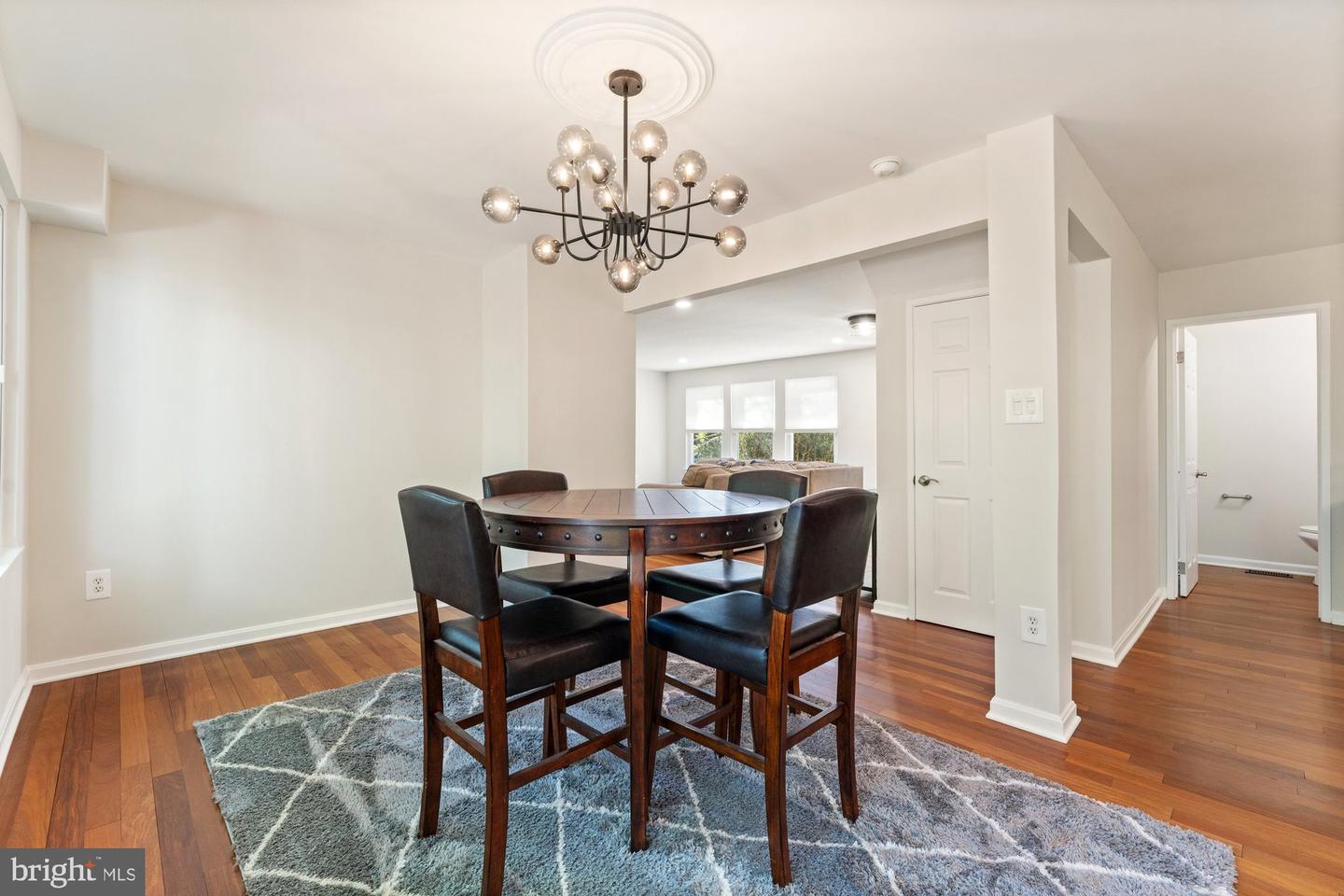 8715 LITWALTON CT, VIENNA, Virginia 22182, 5 Bedrooms Bedrooms, ,3 BathroomsBathrooms,Residential,For sale,8715 LITWALTON CT,VAFX2236410 MLS # VAFX2236410