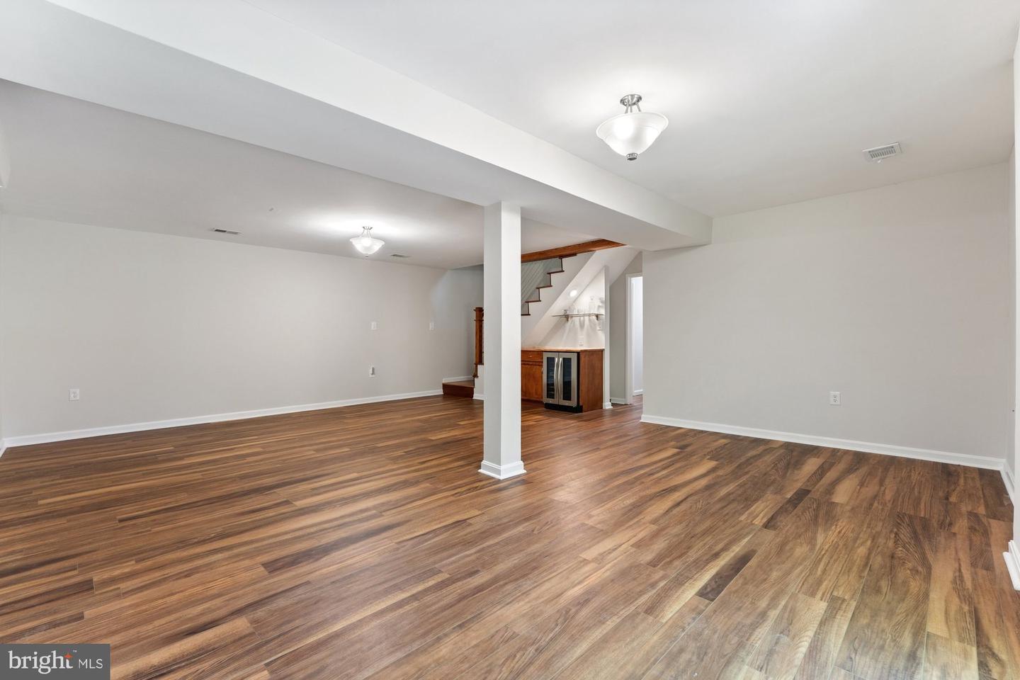 8715 LITWALTON CT, VIENNA, Virginia 22182, 5 Bedrooms Bedrooms, ,3 BathroomsBathrooms,Residential,For sale,8715 LITWALTON CT,VAFX2236410 MLS # VAFX2236410