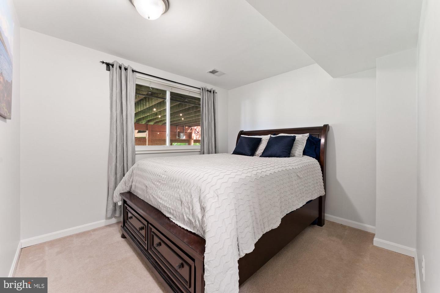 8715 LITWALTON CT, VIENNA, Virginia 22182, 5 Bedrooms Bedrooms, ,3 BathroomsBathrooms,Residential,For sale,8715 LITWALTON CT,VAFX2236410 MLS # VAFX2236410