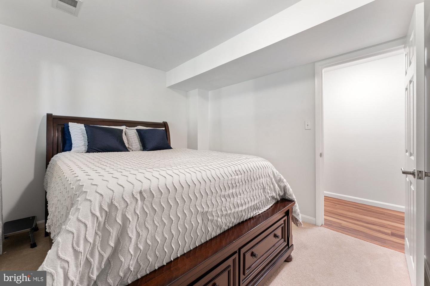 8715 LITWALTON CT, VIENNA, Virginia 22182, 5 Bedrooms Bedrooms, ,3 BathroomsBathrooms,Residential,For sale,8715 LITWALTON CT,VAFX2236410 MLS # VAFX2236410
