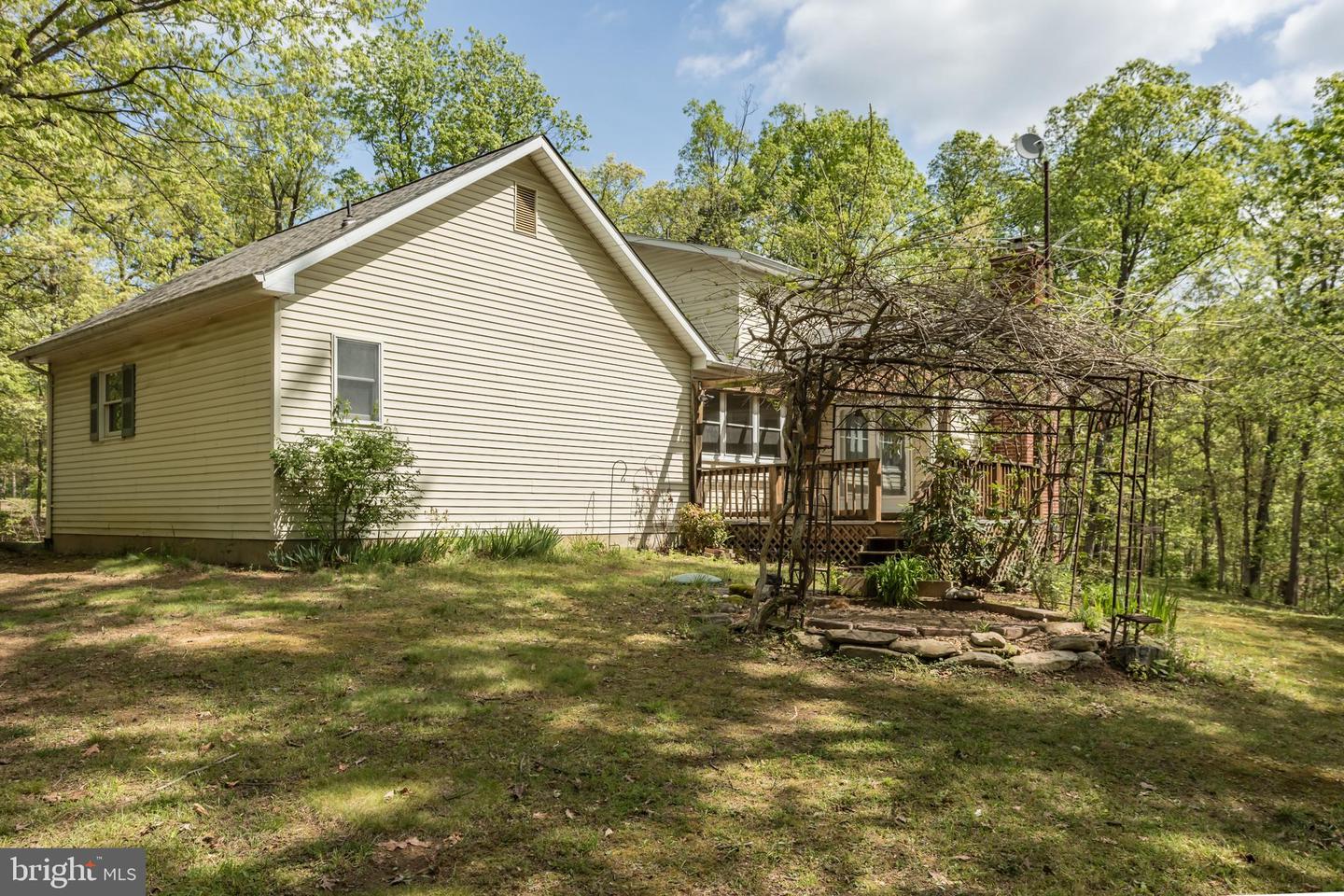 275 WOOD RISE LN, WINCHESTER, Virginia 22602, 3 Bedrooms Bedrooms, ,2 BathroomsBathrooms,Residential,For sale,275 WOOD RISE LN,VAFV2033668 MLS # VAFV2033668