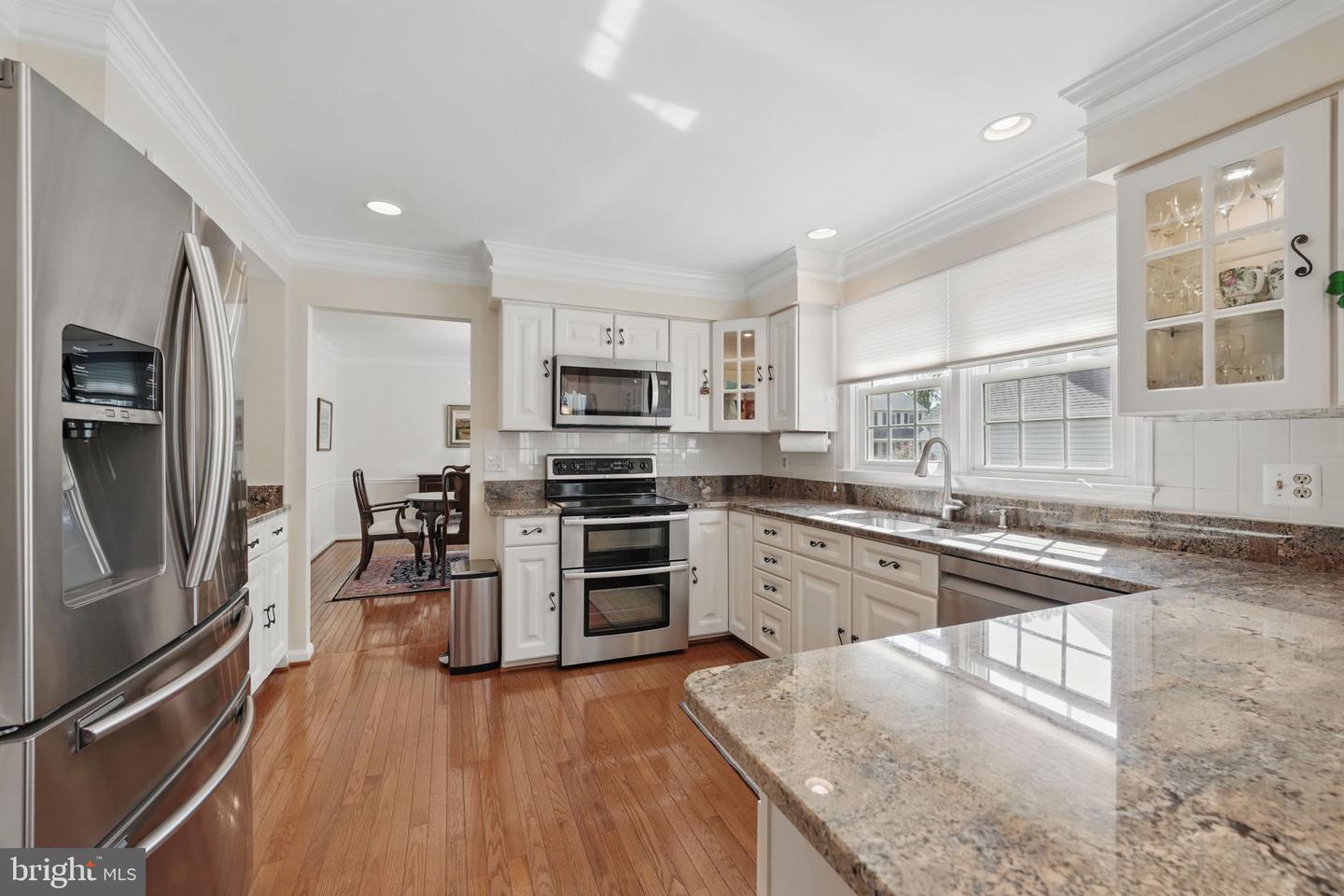 13461 POINT PLEASANT DR, CHANTILLY, Virginia 20151, 5 Bedrooms Bedrooms, ,3 BathroomsBathrooms,Residential,For sale,13461 POINT PLEASANT DR,VAFX2236428 MLS # VAFX2236428