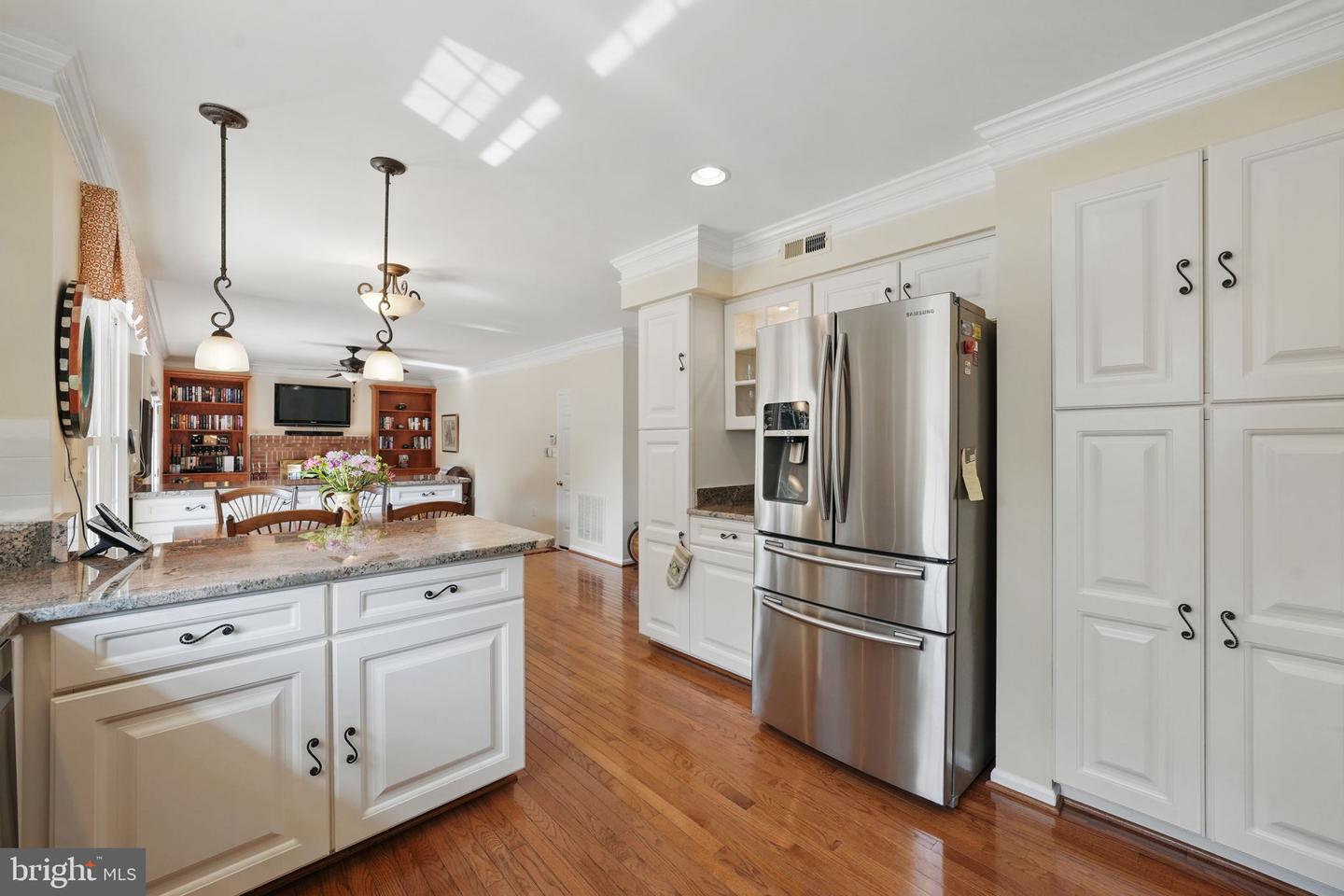 13461 POINT PLEASANT DR, CHANTILLY, Virginia 20151, 5 Bedrooms Bedrooms, ,3 BathroomsBathrooms,Residential,For sale,13461 POINT PLEASANT DR,VAFX2236428 MLS # VAFX2236428