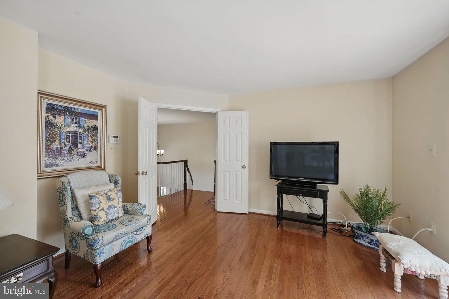 13461 POINT PLEASANT DR, CHANTILLY, Virginia 20151, 5 Bedrooms Bedrooms, ,3 BathroomsBathrooms,Residential,For sale,13461 POINT PLEASANT DR,VAFX2236428 MLS # VAFX2236428