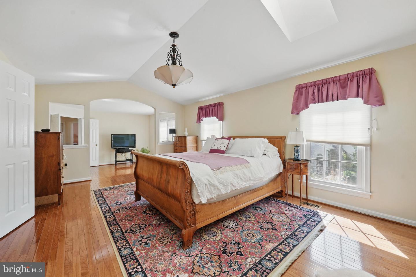 13461 POINT PLEASANT DR, CHANTILLY, Virginia 20151, 5 Bedrooms Bedrooms, ,3 BathroomsBathrooms,Residential,For sale,13461 POINT PLEASANT DR,VAFX2236428 MLS # VAFX2236428