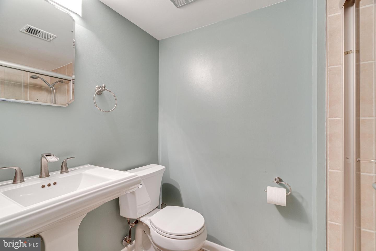 1837 SAINT BONIFACE ST, VIENNA, Virginia 22182, 4 Bedrooms Bedrooms, ,3 BathroomsBathrooms,Residential,For sale,1837 SAINT BONIFACE ST,VAFX2236440 MLS # VAFX2236440