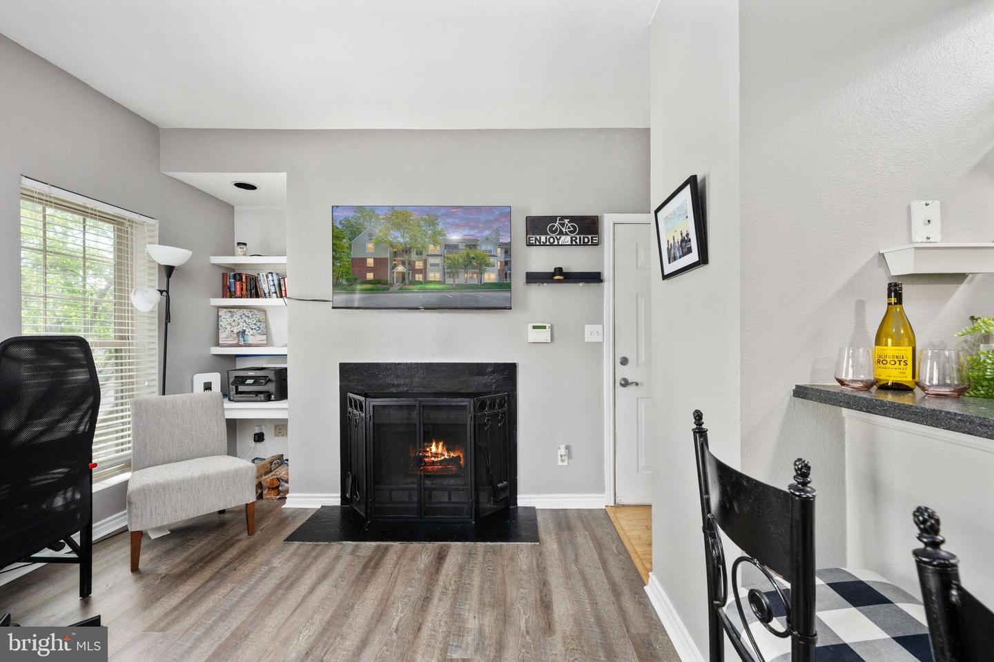 12152 PENDERVIEW TER #1322, FAIRFAX, Virginia 22033, 1 Bedroom Bedrooms, 3 Rooms Rooms,1 BathroomBathrooms,Residential,For sale,12152 PENDERVIEW TER #1322,VAFX2237192 MLS # VAFX2237192