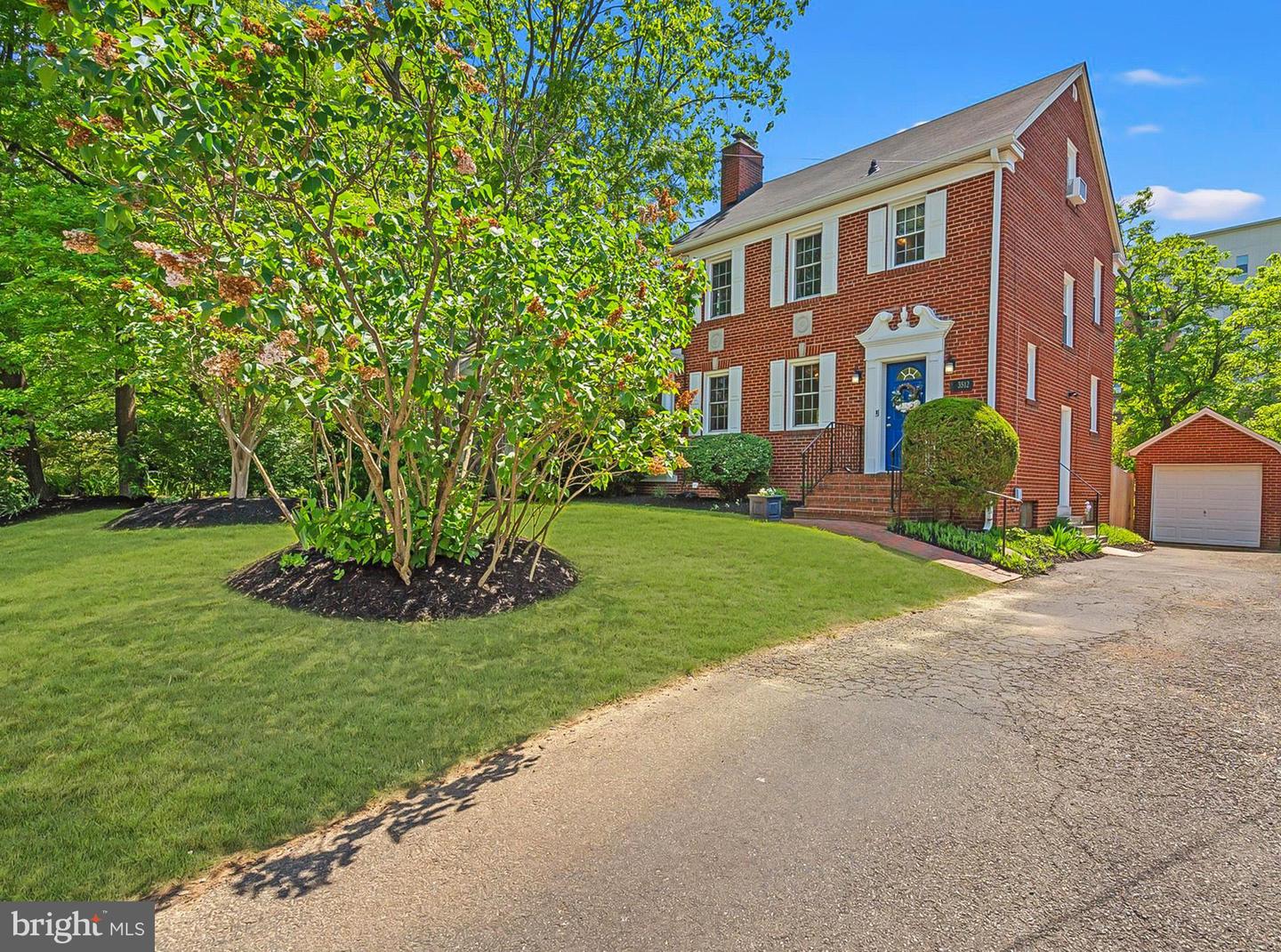 3512 9TH ST S, ARLINGTON, Virginia 22204, 4 Bedrooms Bedrooms, ,1 BathroomBathrooms,Residential,For sale,3512 9TH ST S,VAAR2056594 MLS # VAAR2056594