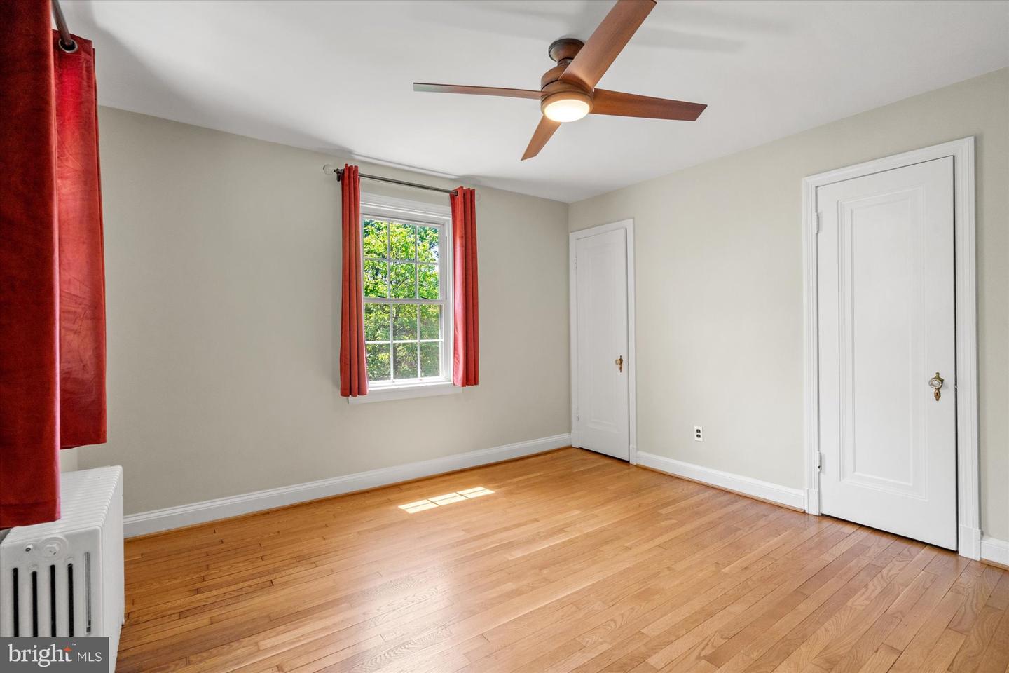 3512 9TH ST S, ARLINGTON, Virginia 22204, 4 Bedrooms Bedrooms, ,1 BathroomBathrooms,Residential,For sale,3512 9TH ST S,VAAR2056594 MLS # VAAR2056594
