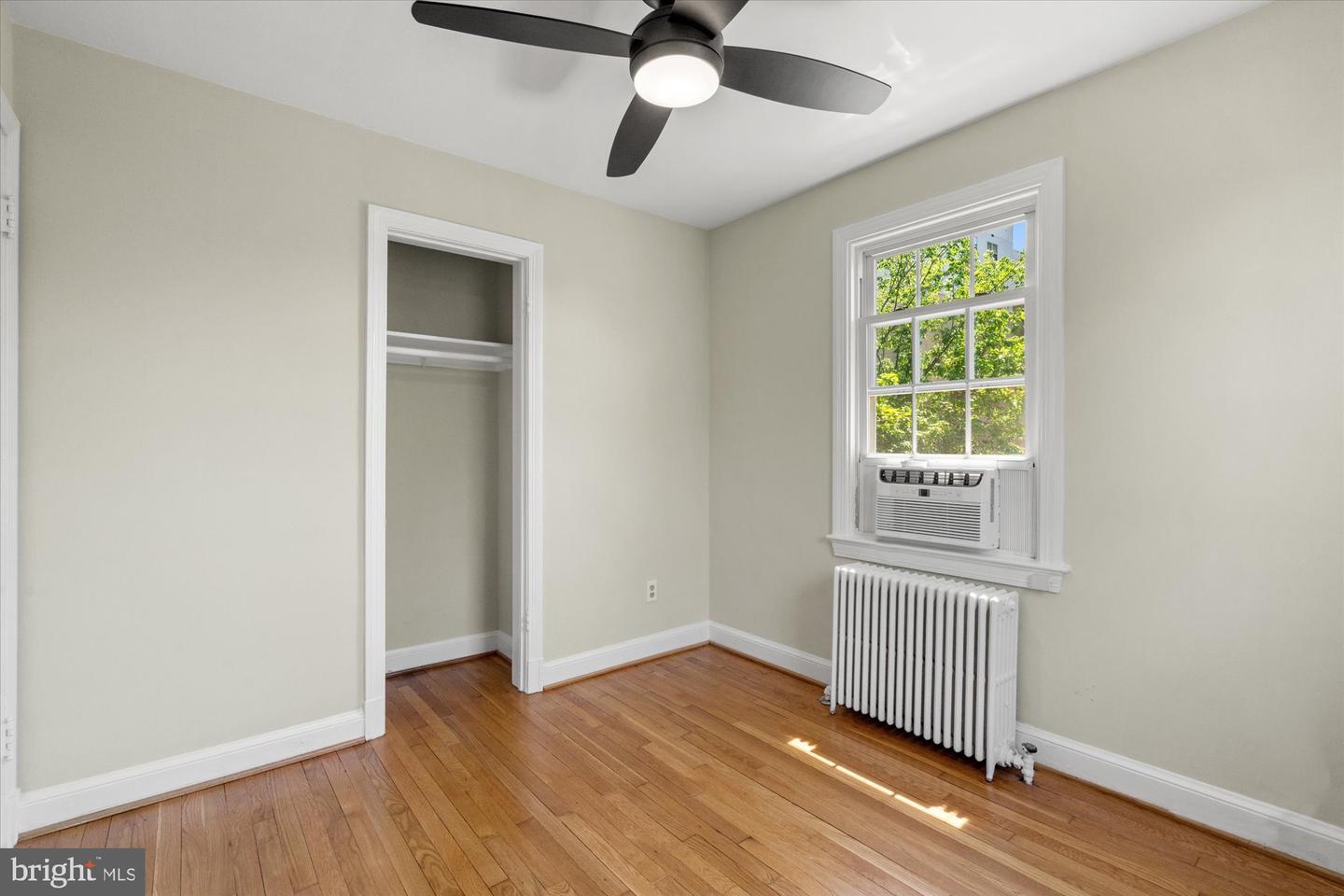3512 9TH ST S, ARLINGTON, Virginia 22204, 4 Bedrooms Bedrooms, ,1 BathroomBathrooms,Residential,For sale,3512 9TH ST S,VAAR2056594 MLS # VAAR2056594