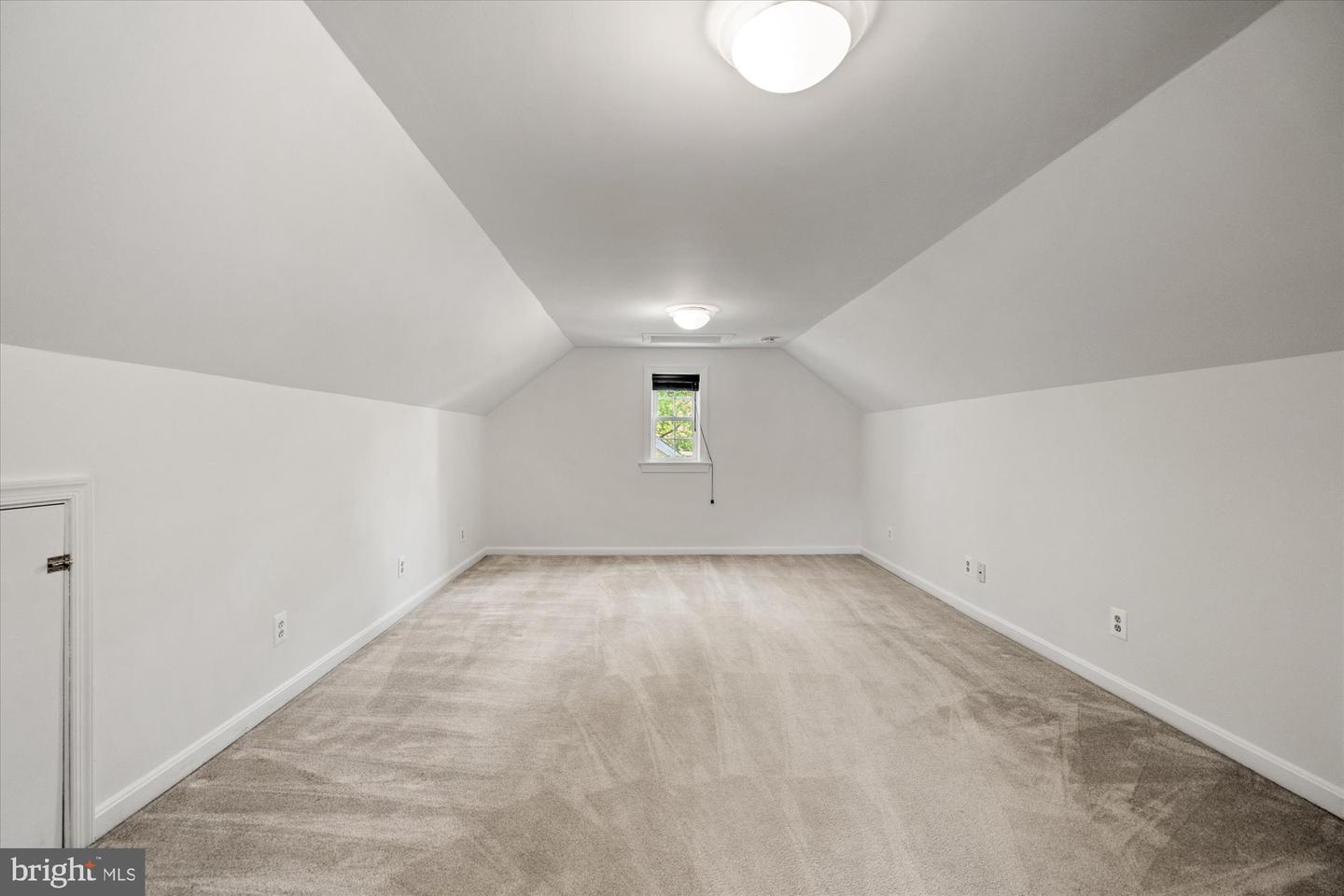 3512 9TH ST S, ARLINGTON, Virginia 22204, 4 Bedrooms Bedrooms, ,1 BathroomBathrooms,Residential,For sale,3512 9TH ST S,VAAR2056594 MLS # VAAR2056594