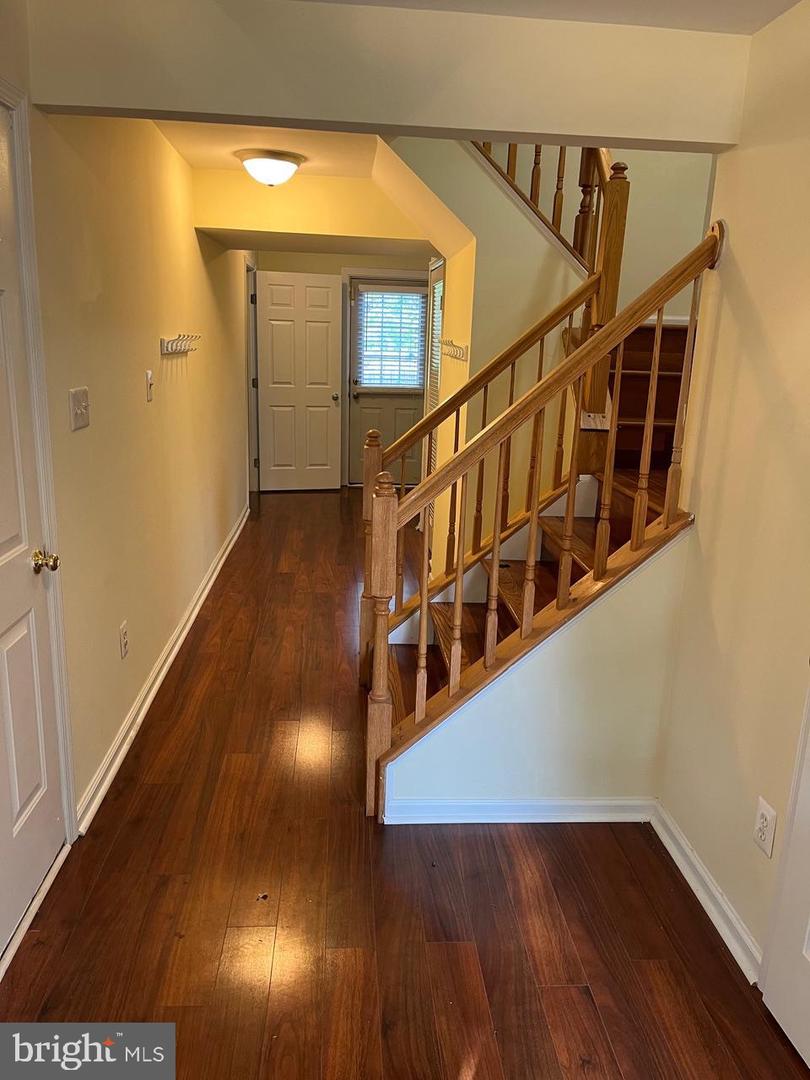 9808 BARTLEY CT, FREDERICKSBURG, Virginia 22408, 3 Bedrooms Bedrooms, ,2 BathroomsBathrooms,Residential,For sale,9808 BARTLEY CT,VASP2032572 MLS # VASP2032572