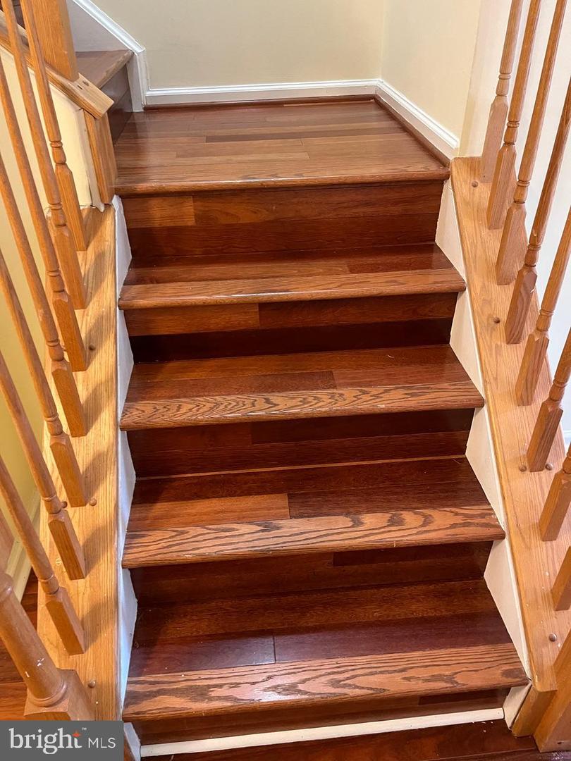 9808 BARTLEY CT, FREDERICKSBURG, Virginia 22408, 3 Bedrooms Bedrooms, ,2 BathroomsBathrooms,Residential,For sale,9808 BARTLEY CT,VASP2032572 MLS # VASP2032572