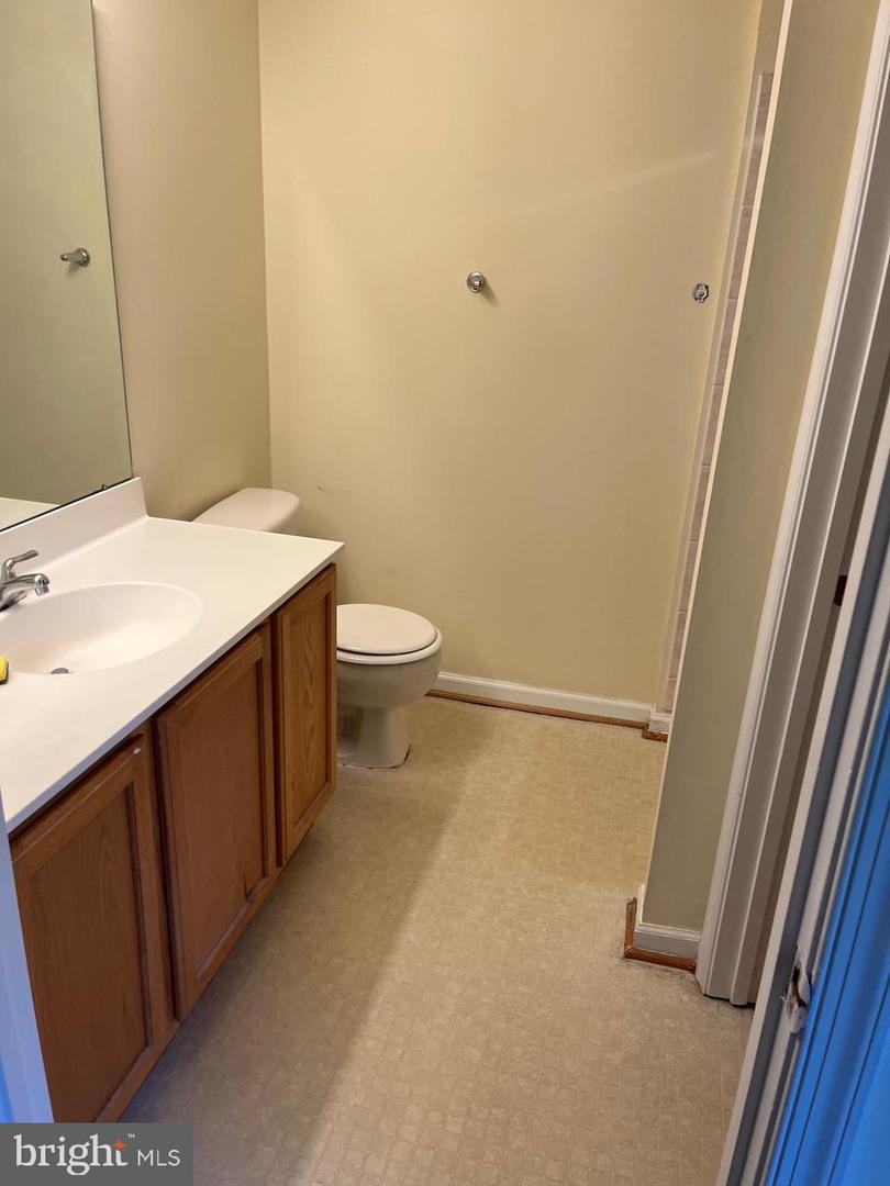 9808 BARTLEY CT, FREDERICKSBURG, Virginia 22408, 3 Bedrooms Bedrooms, ,2 BathroomsBathrooms,Residential,For sale,9808 BARTLEY CT,VASP2032572 MLS # VASP2032572