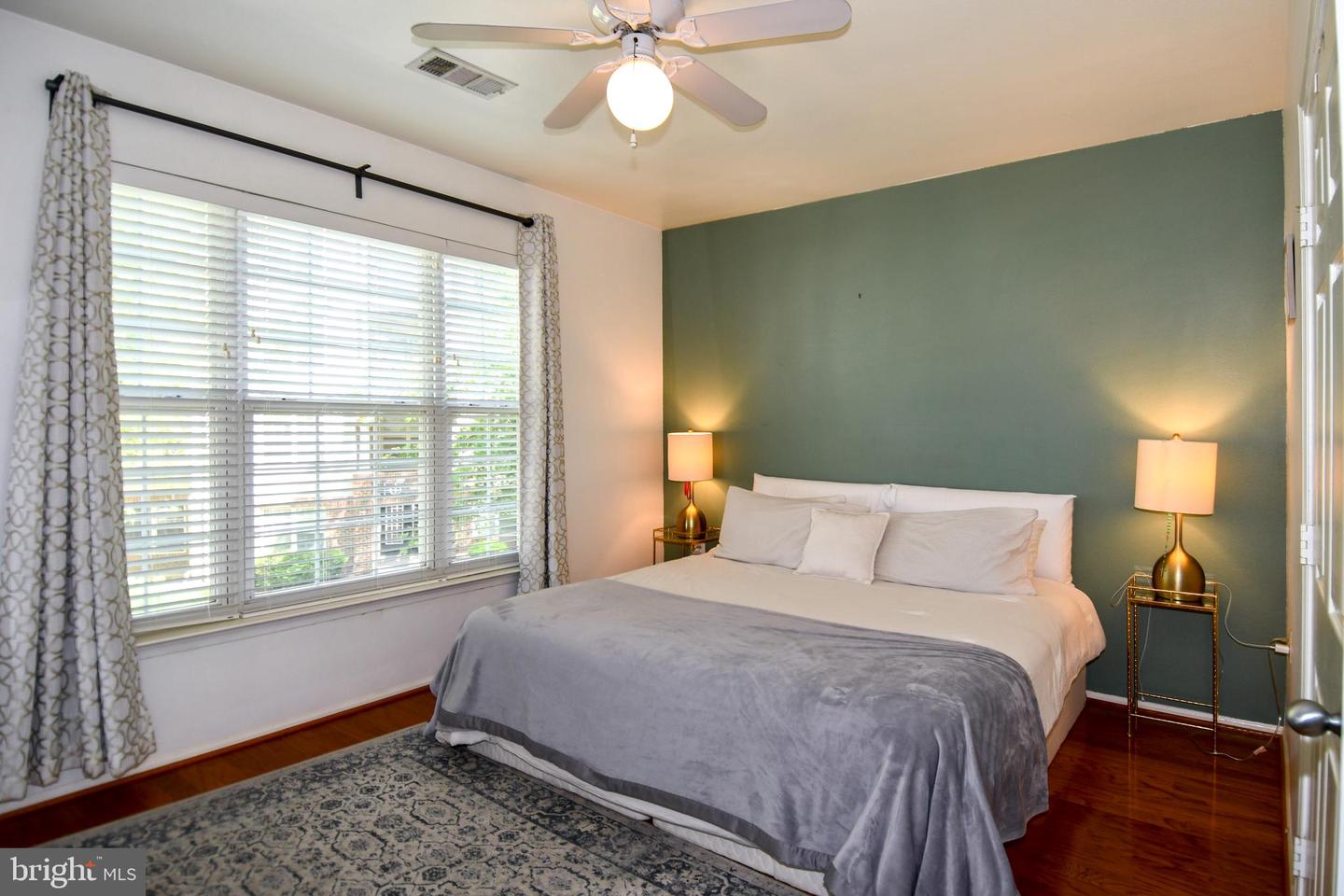 3009 NICOSH CIR #4201, FALLS CHURCH, Virginia 22042, 2 Bedrooms Bedrooms, ,2 BathroomsBathrooms,Residential,For sale,3009 NICOSH CIR #4201,VAFX2236830 MLS # VAFX2236830