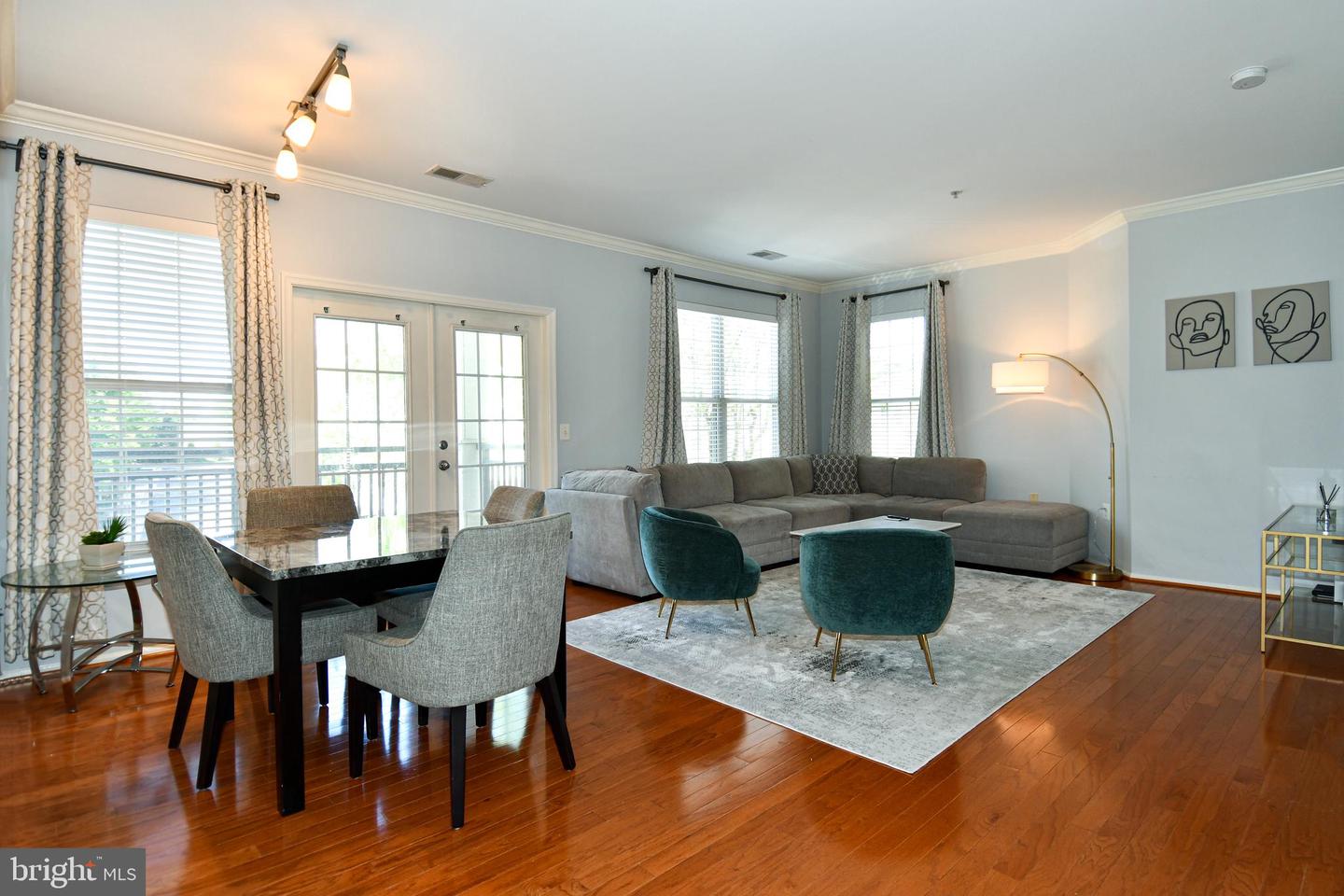 3009 NICOSH CIR #4201, FALLS CHURCH, Virginia 22042, 2 Bedrooms Bedrooms, ,2 BathroomsBathrooms,Residential,For sale,3009 NICOSH CIR #4201,VAFX2236830 MLS # VAFX2236830