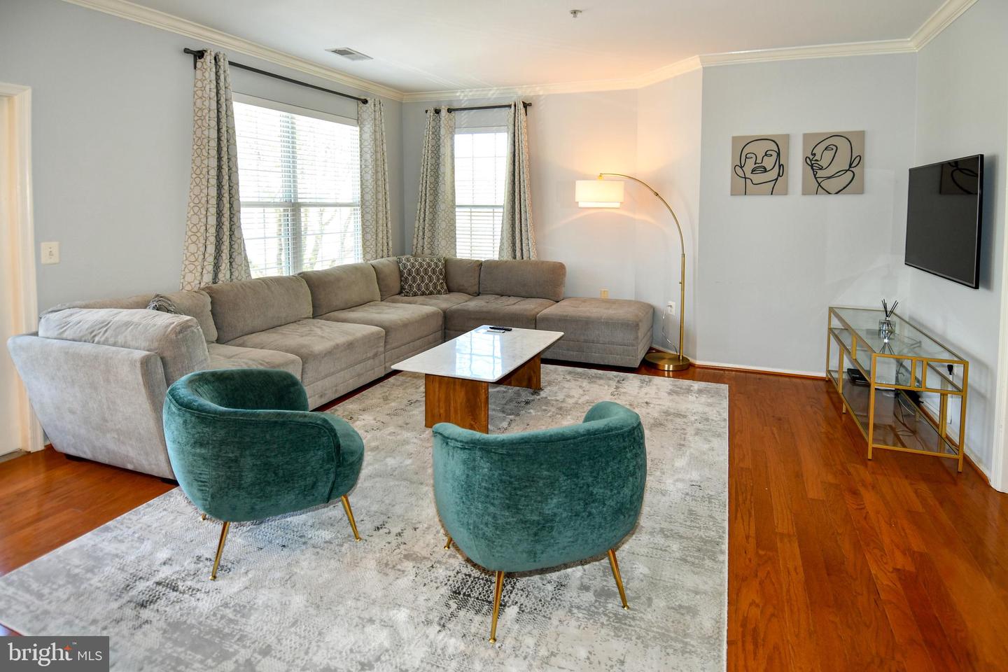 3009 NICOSH CIR #4201, FALLS CHURCH, Virginia 22042, 2 Bedrooms Bedrooms, ,2 BathroomsBathrooms,Residential,For sale,3009 NICOSH CIR #4201,VAFX2236830 MLS # VAFX2236830
