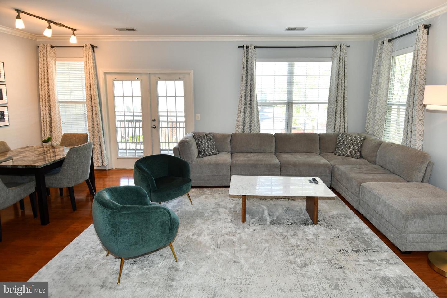 3009 NICOSH CIR #4201, FALLS CHURCH, Virginia 22042, 2 Bedrooms Bedrooms, ,2 BathroomsBathrooms,Residential,For sale,3009 NICOSH CIR #4201,VAFX2236830 MLS # VAFX2236830